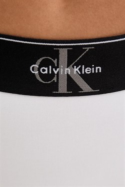 Calvin Klein Kadın Beyaz Tanga Külot LV00QF8813