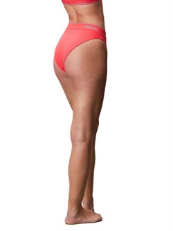 Calvin Klein Kadın Pembe Brazilian Bikini Altı LV00Q61131