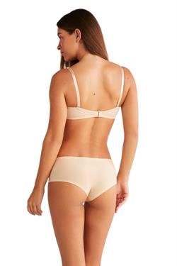 Kom Kadın Ten Rosalında Lazer Kesim Dikişsiz Şort 