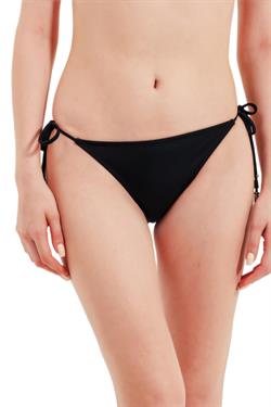 Zeki Aksesuar Detaylı Siyah Bikini Alt 