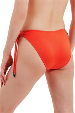 Zeki Aksesuar Detaylı Turuncu Bikini Alt 