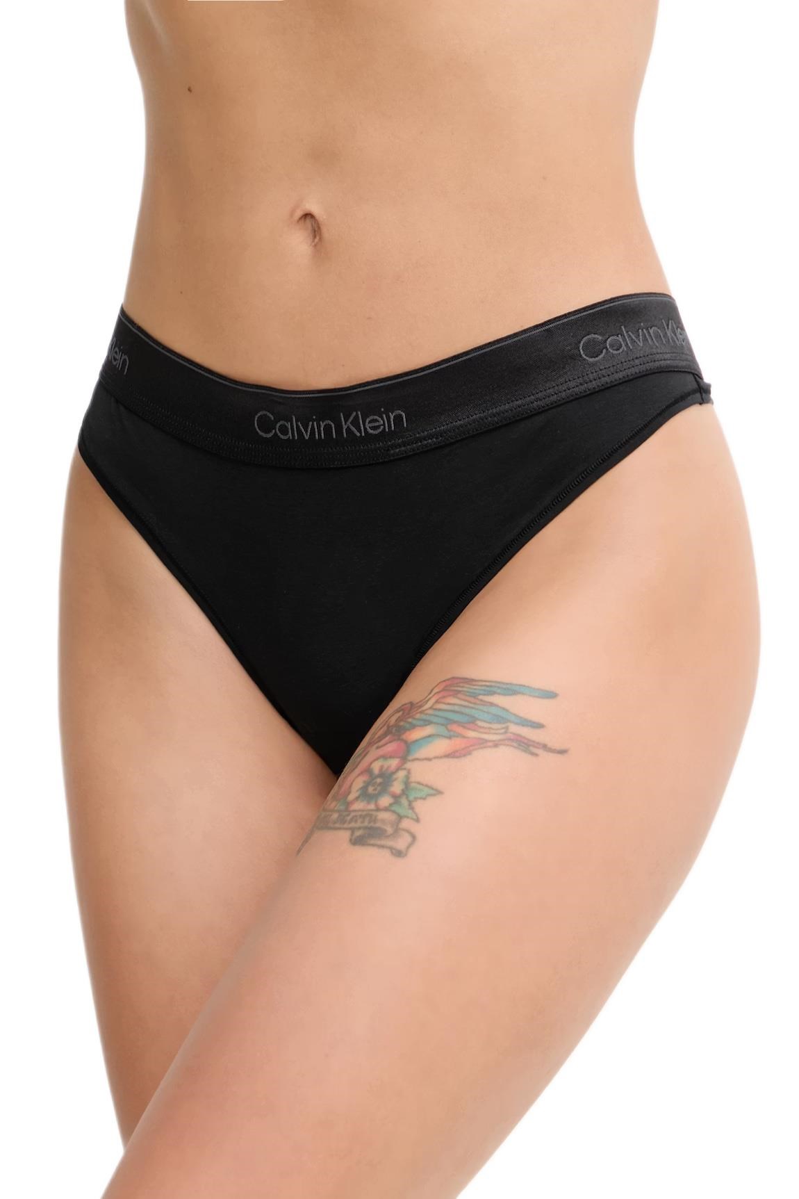 Calvin Klein Kadın Siyan Tanga LV00QF8826