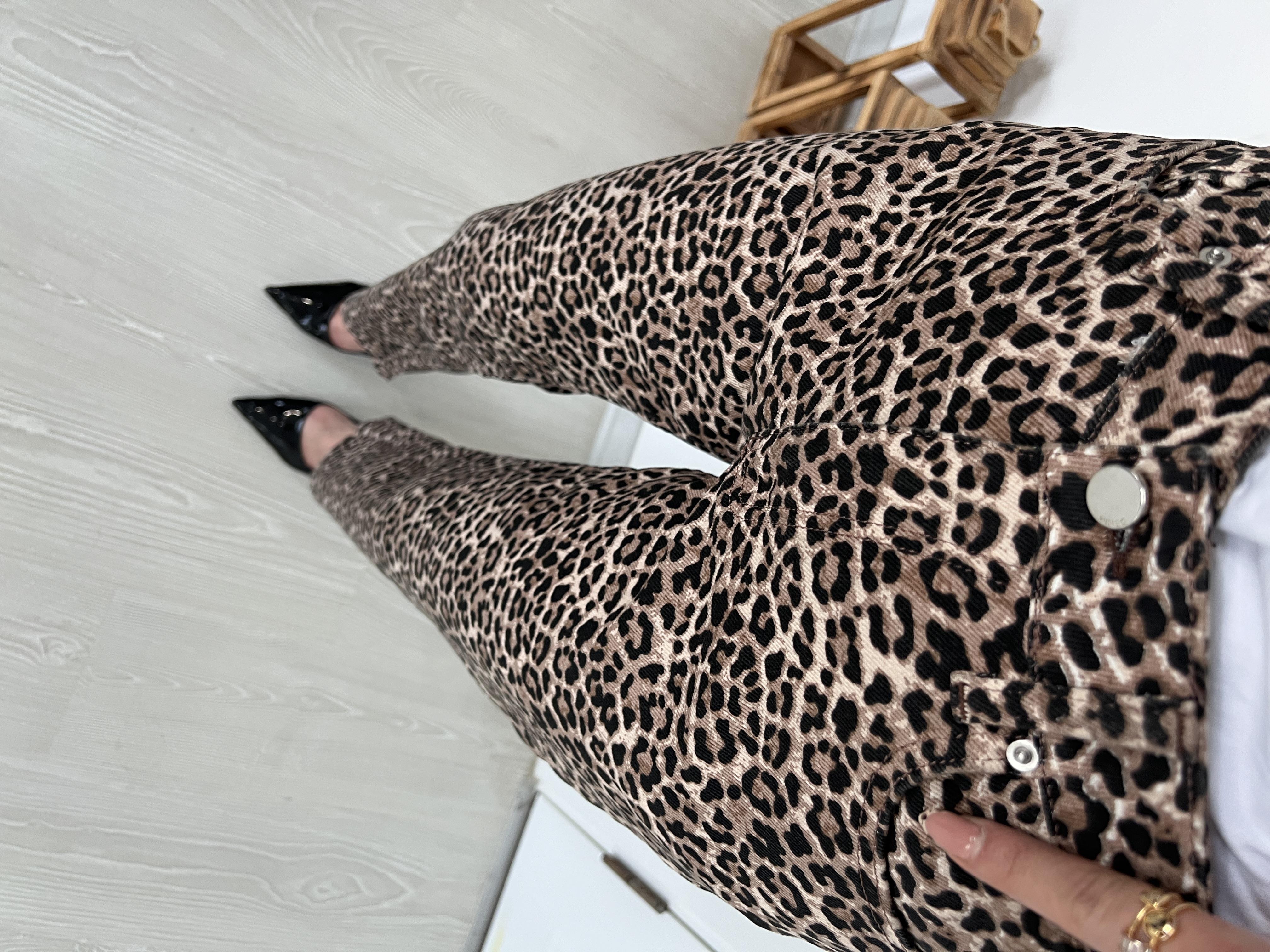 Leopar Desen Li̇krali Mom Jean