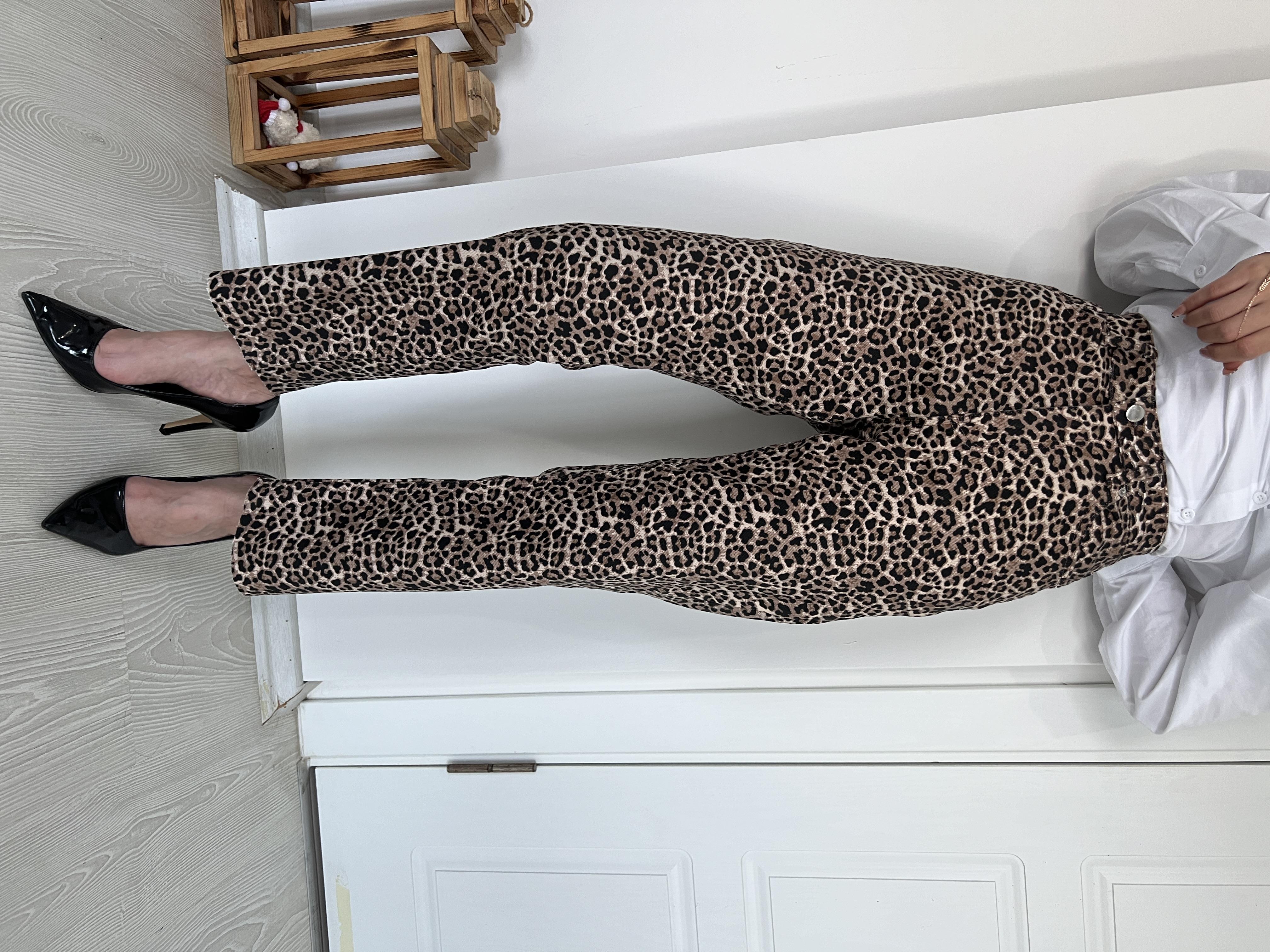 Leopar Desen Li̇krali Mom Jean