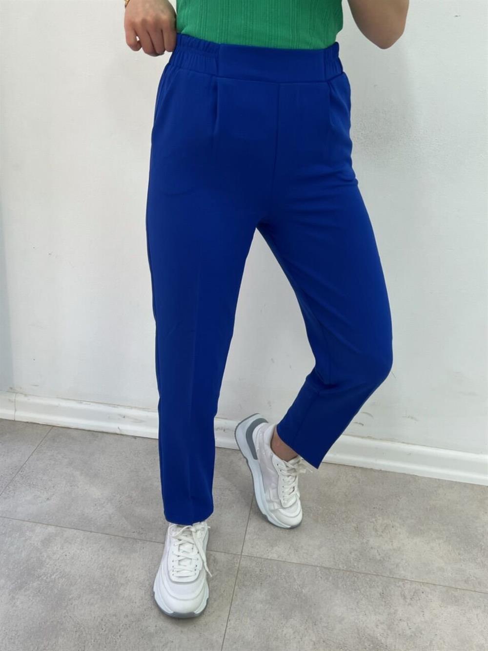 Beli̇ Lasti̇kli̇ Havuç Kesi̇m Pantolon Saks Mavi̇