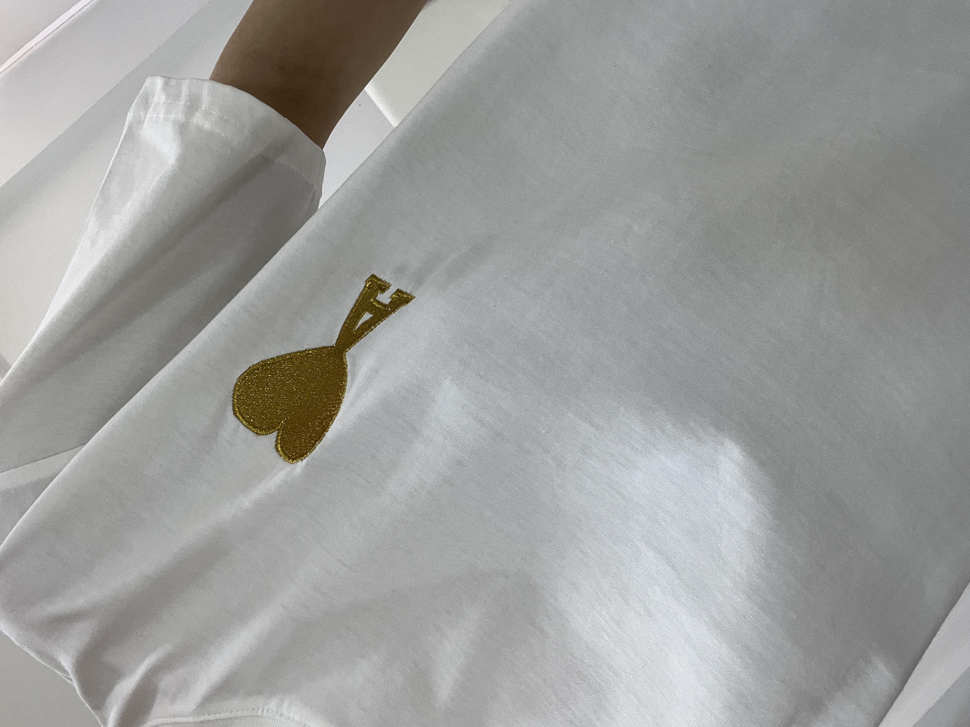 A Gold Yazili Beyaz Tshi̇rt