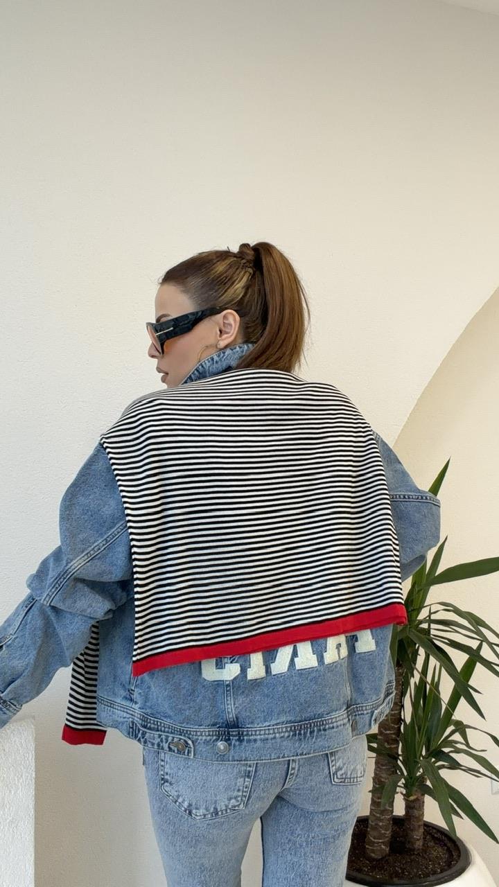 ARKASI İŞLEME YAZILI DENIM CEKET