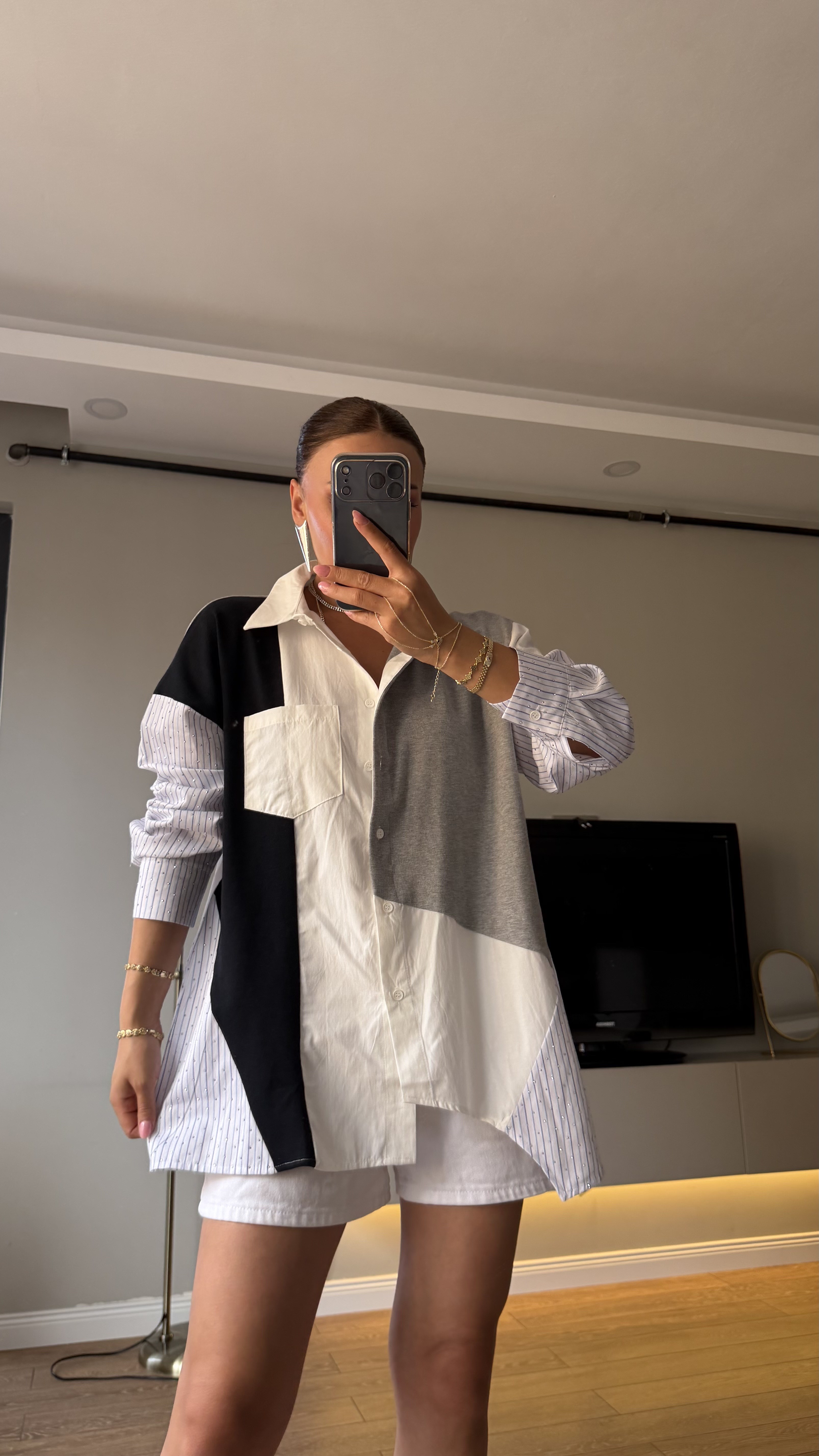 Asimetrik Renk Bloklu Çizgili Gömlek