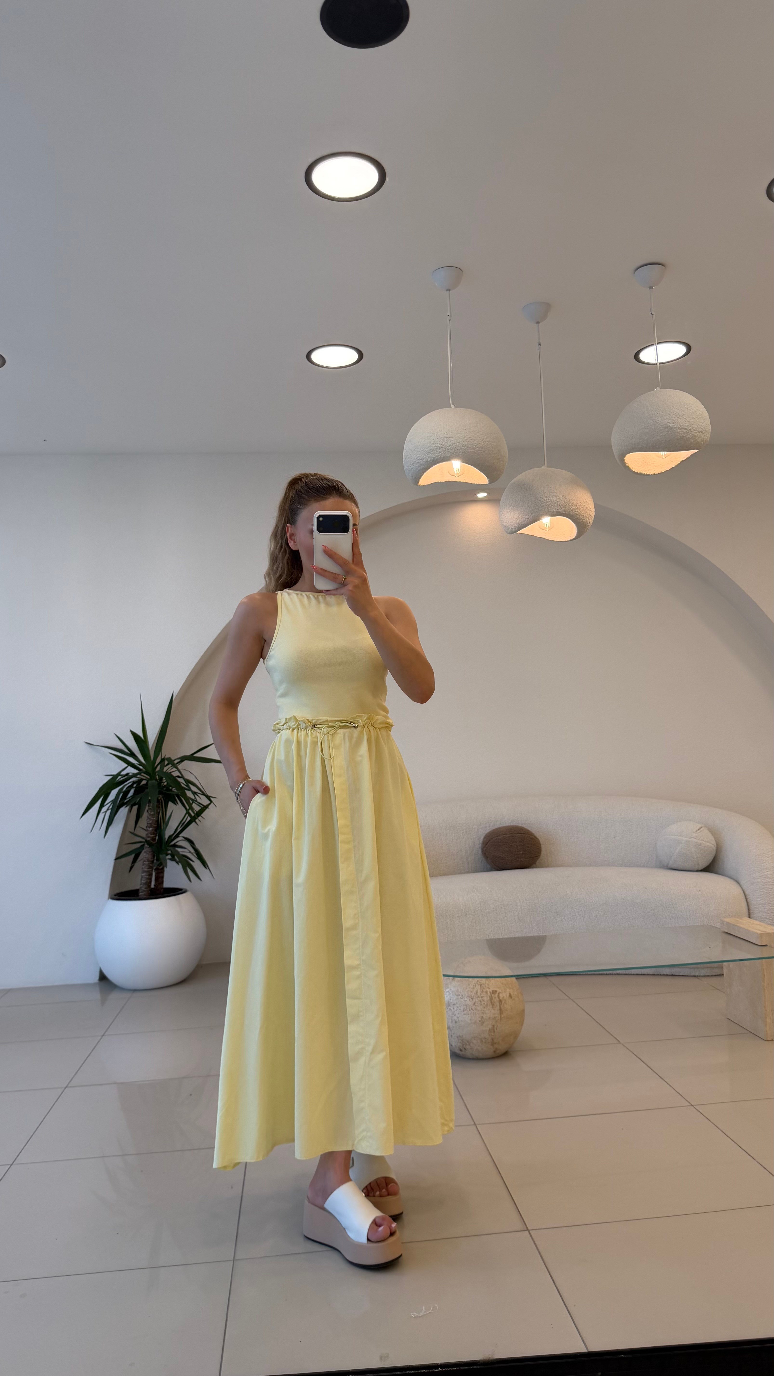 BEL BAĞLAMALI ALT POPLİN ELBİSE SARI