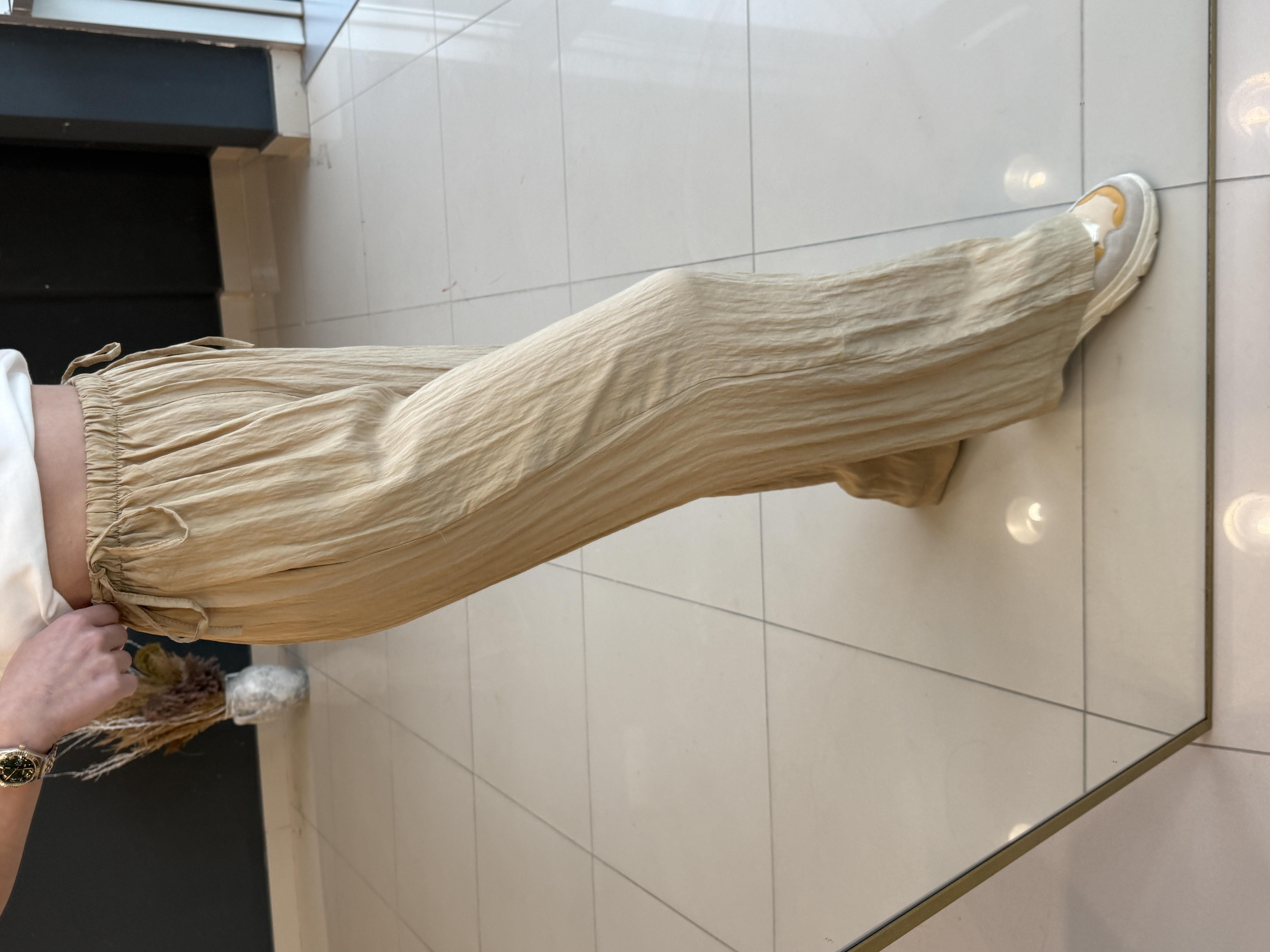 Belden Bağlamali Bol Paça Pantolon Camel