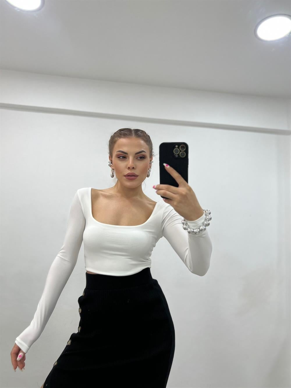 Beyaz Kare Yaka Uzun Kollu Crop