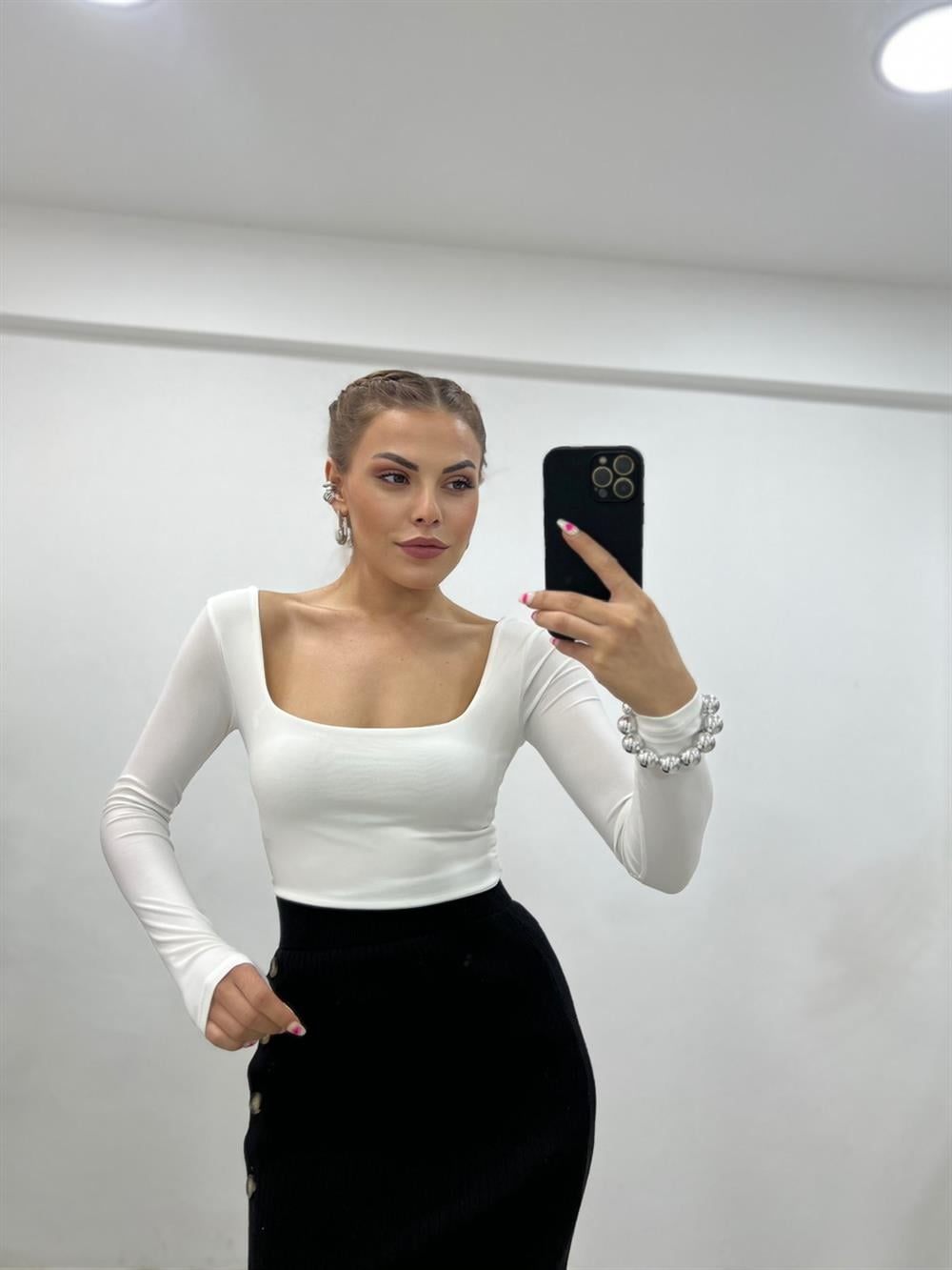 Beyaz Kare Yaka Uzun Kollu Crop