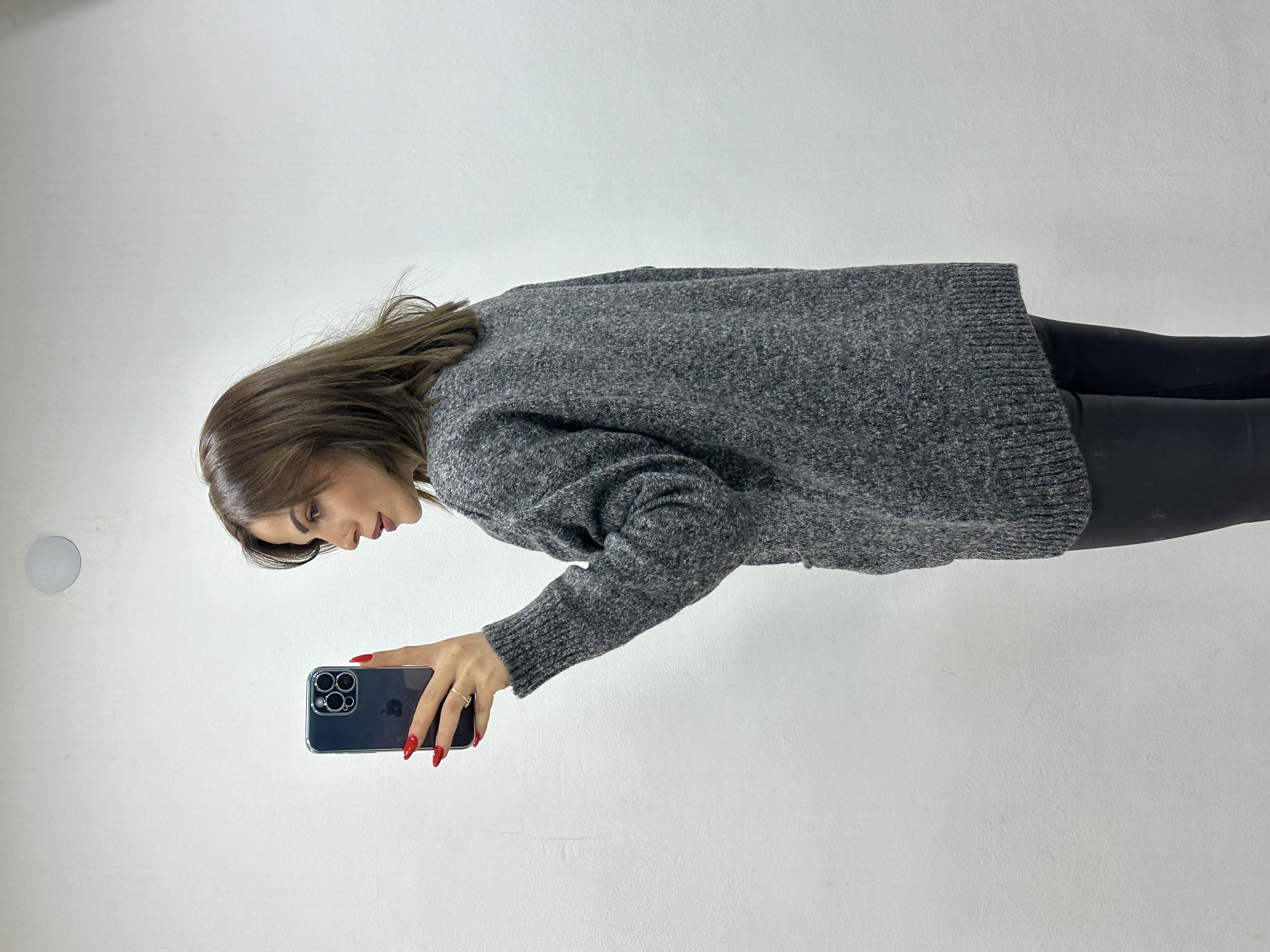 Cepli̇ Kirçilli Gri̇ Kazak