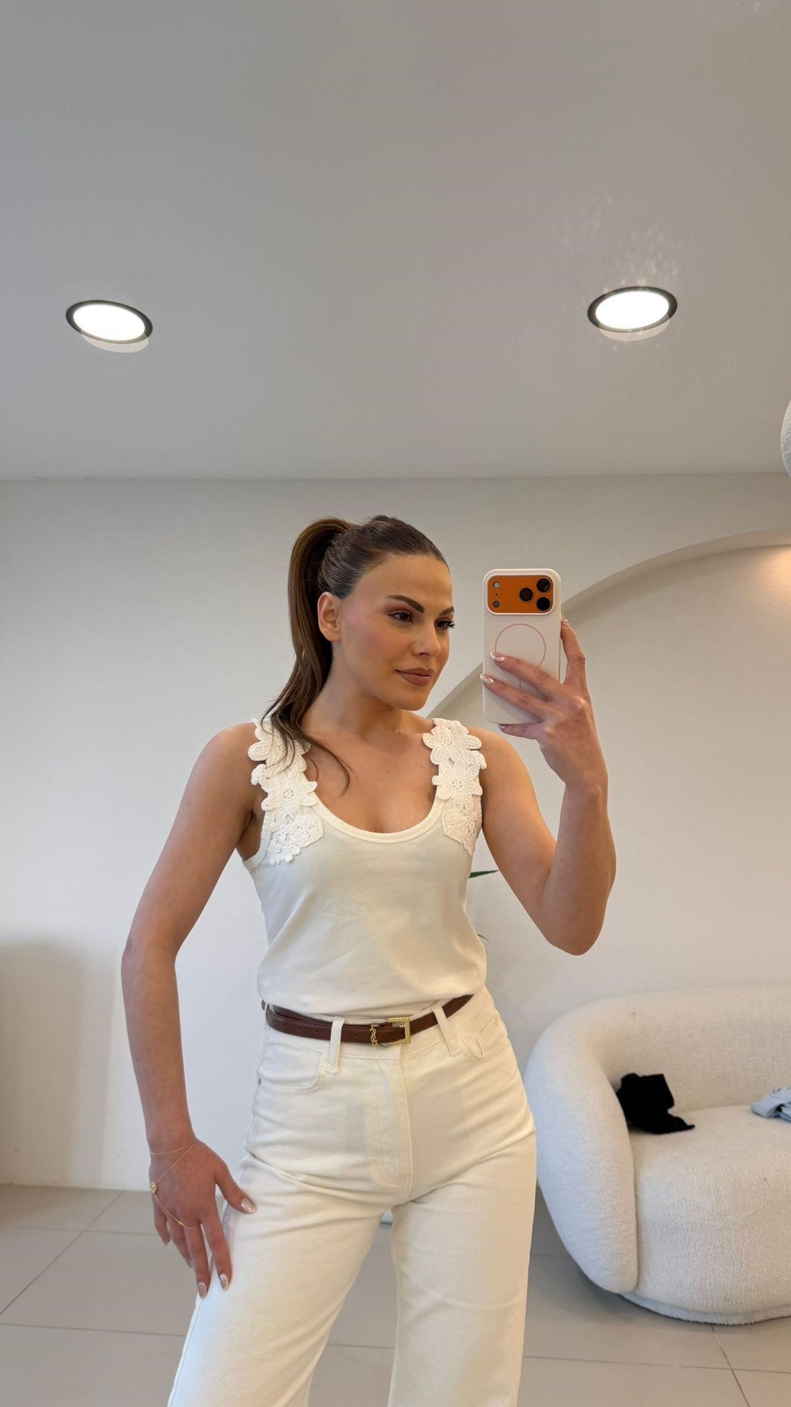 ÇİÇEK İŞLEMELİ ASKILI ATLET BEYAZ