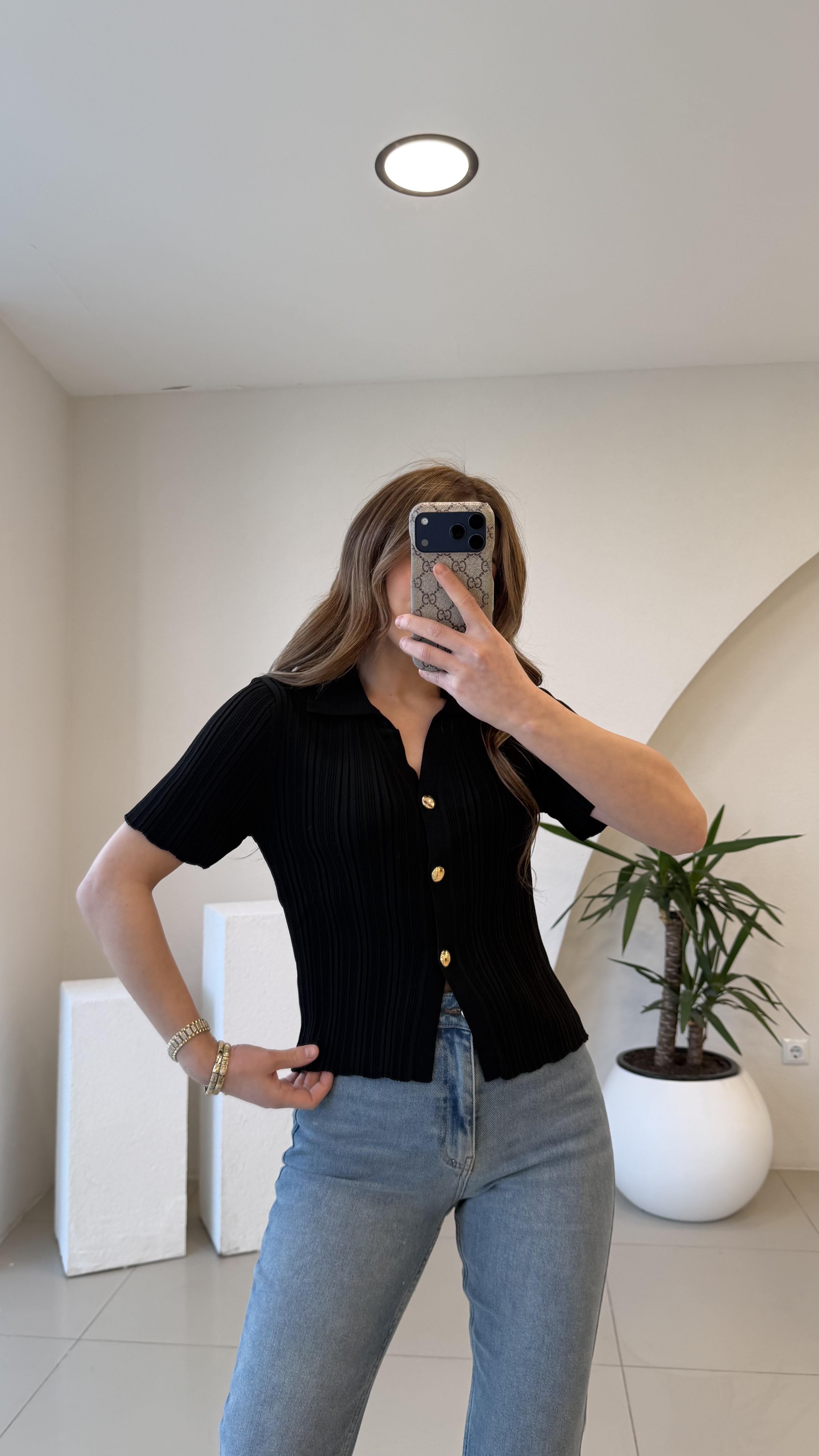 GOLD DÜĞMELİ BLUZ SİYAH