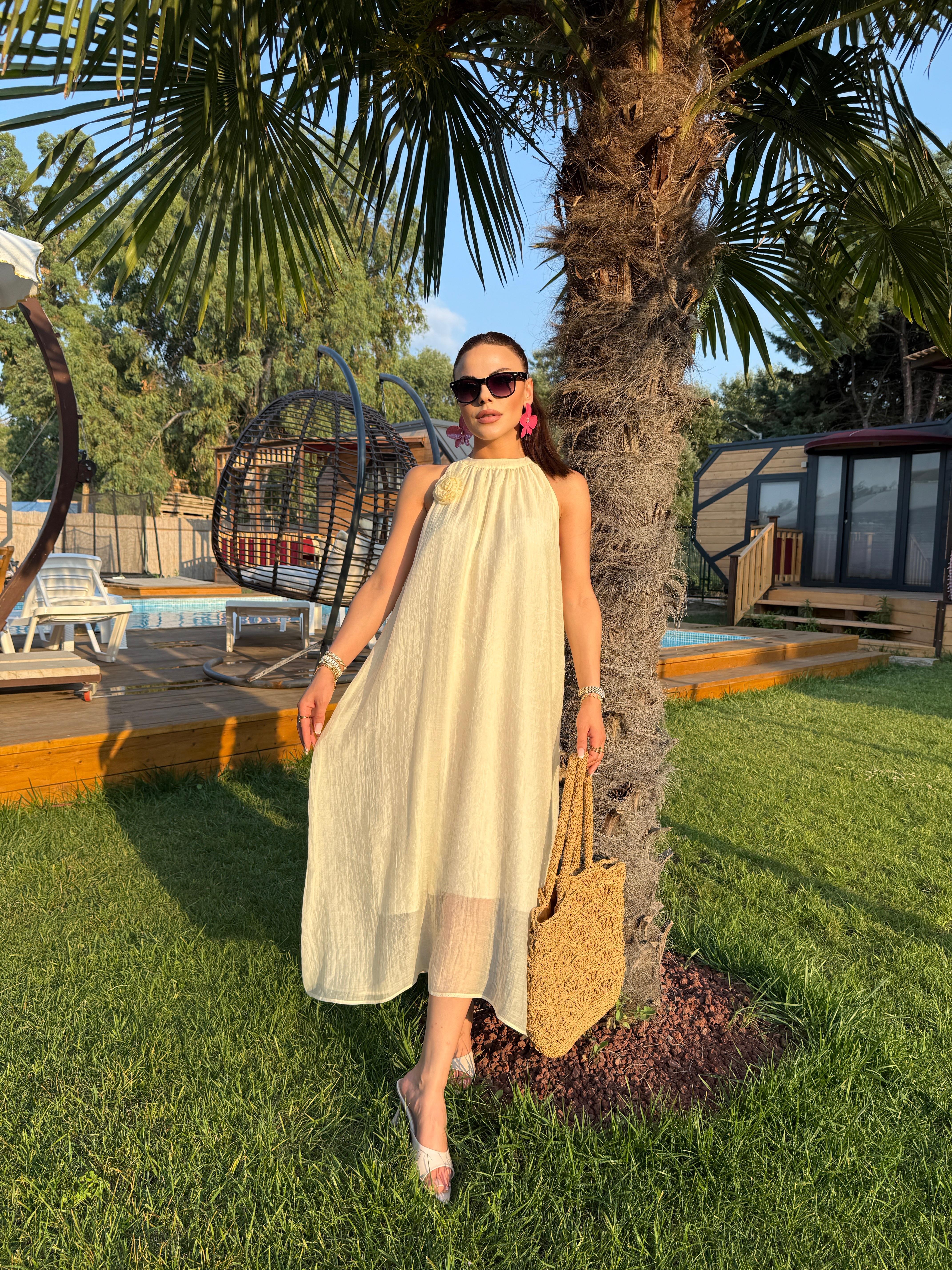 HALTER YAKA GÜLLÜ ORGANZE ELBİSE SARI