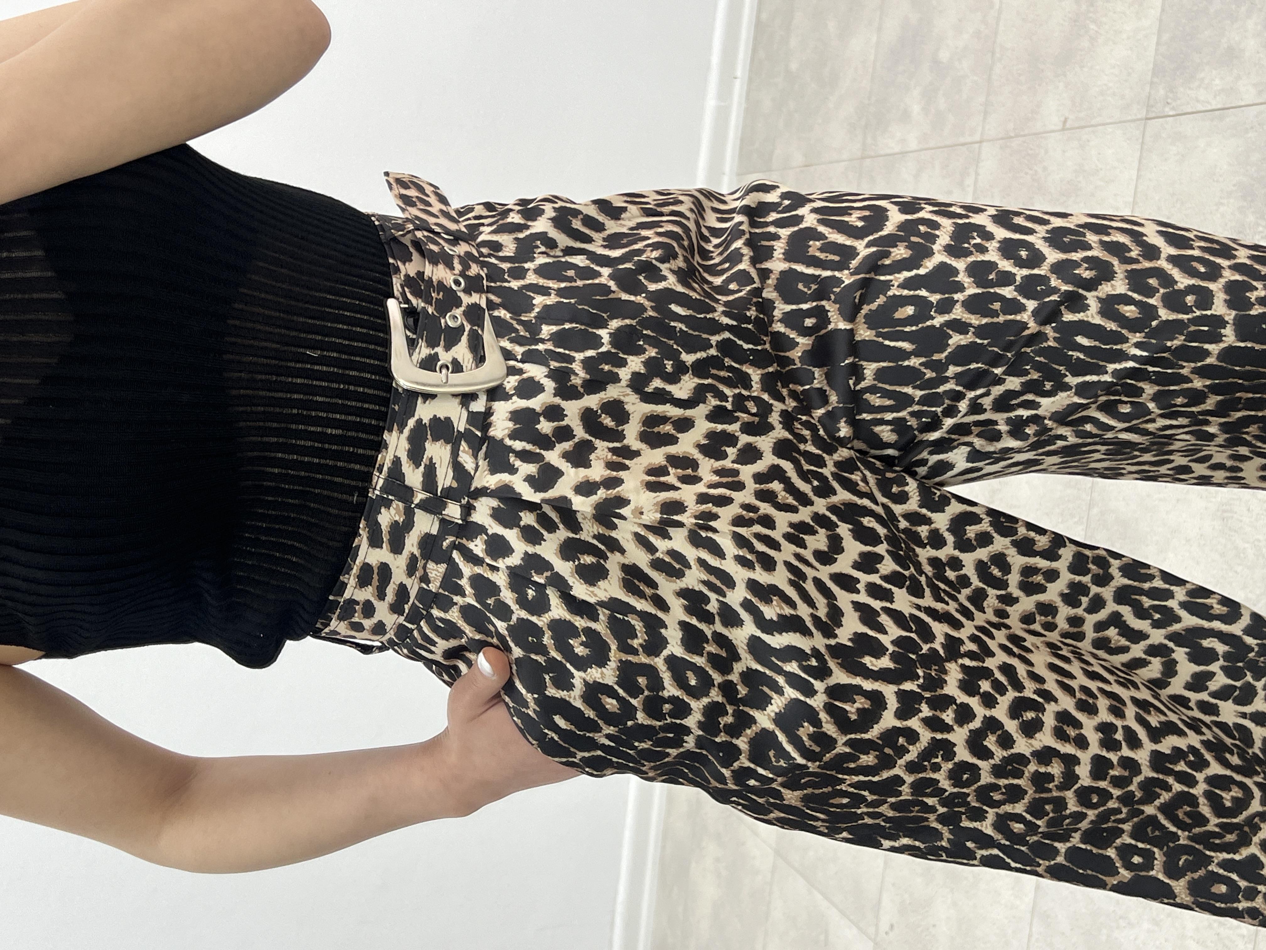 Kemerli̇ Saten Leopar Pantolon