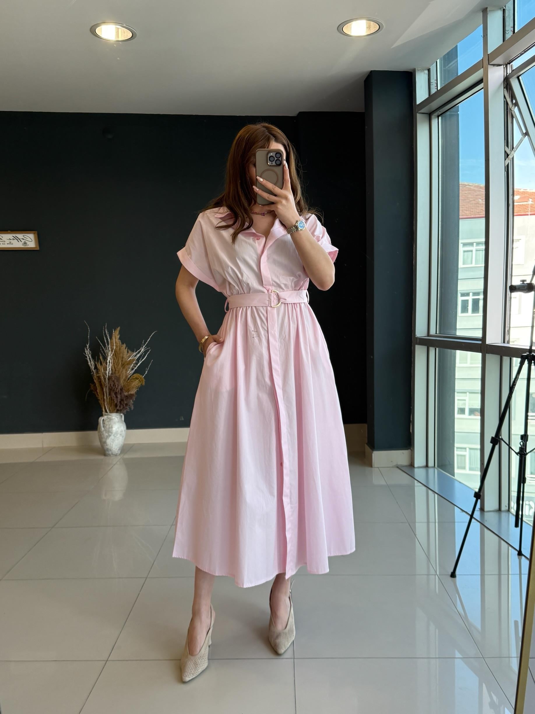 Kendi̇nden Kemerli̇ Popli̇n Elbi̇se Pembe