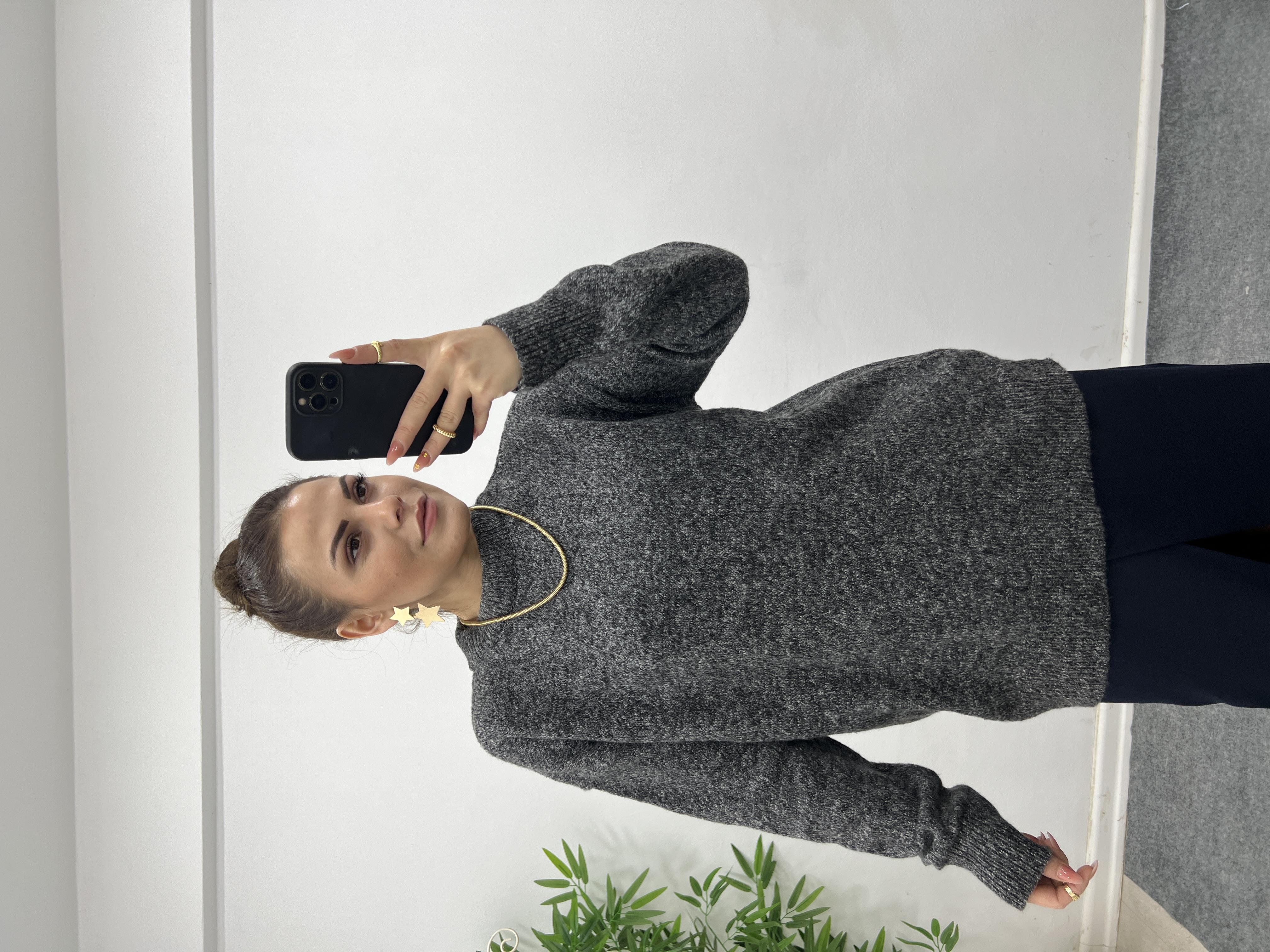 Kirçilli Gri̇ Kazak