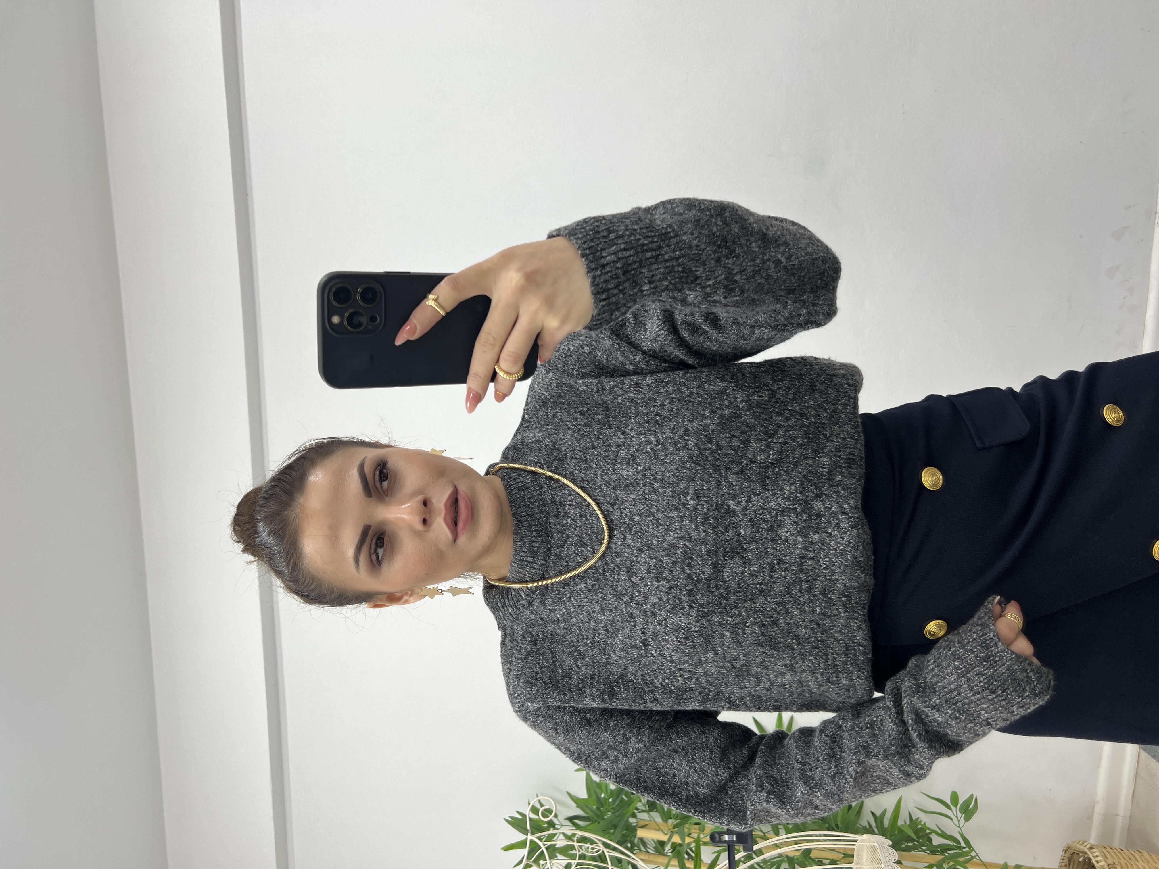 Kirçilli Gri̇ Kazak