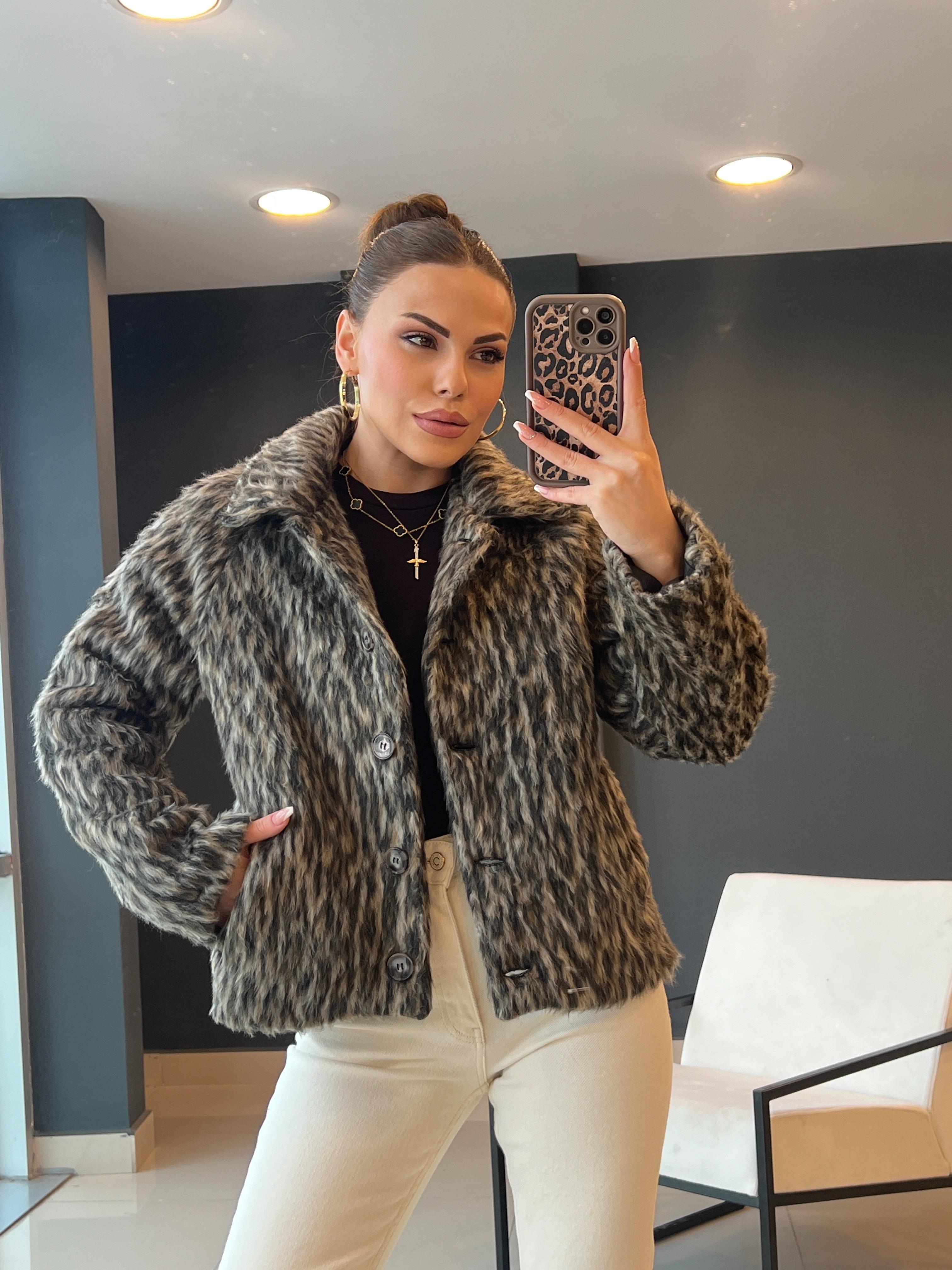 Leopar İçi̇ Astarli Massi̇ Ceket