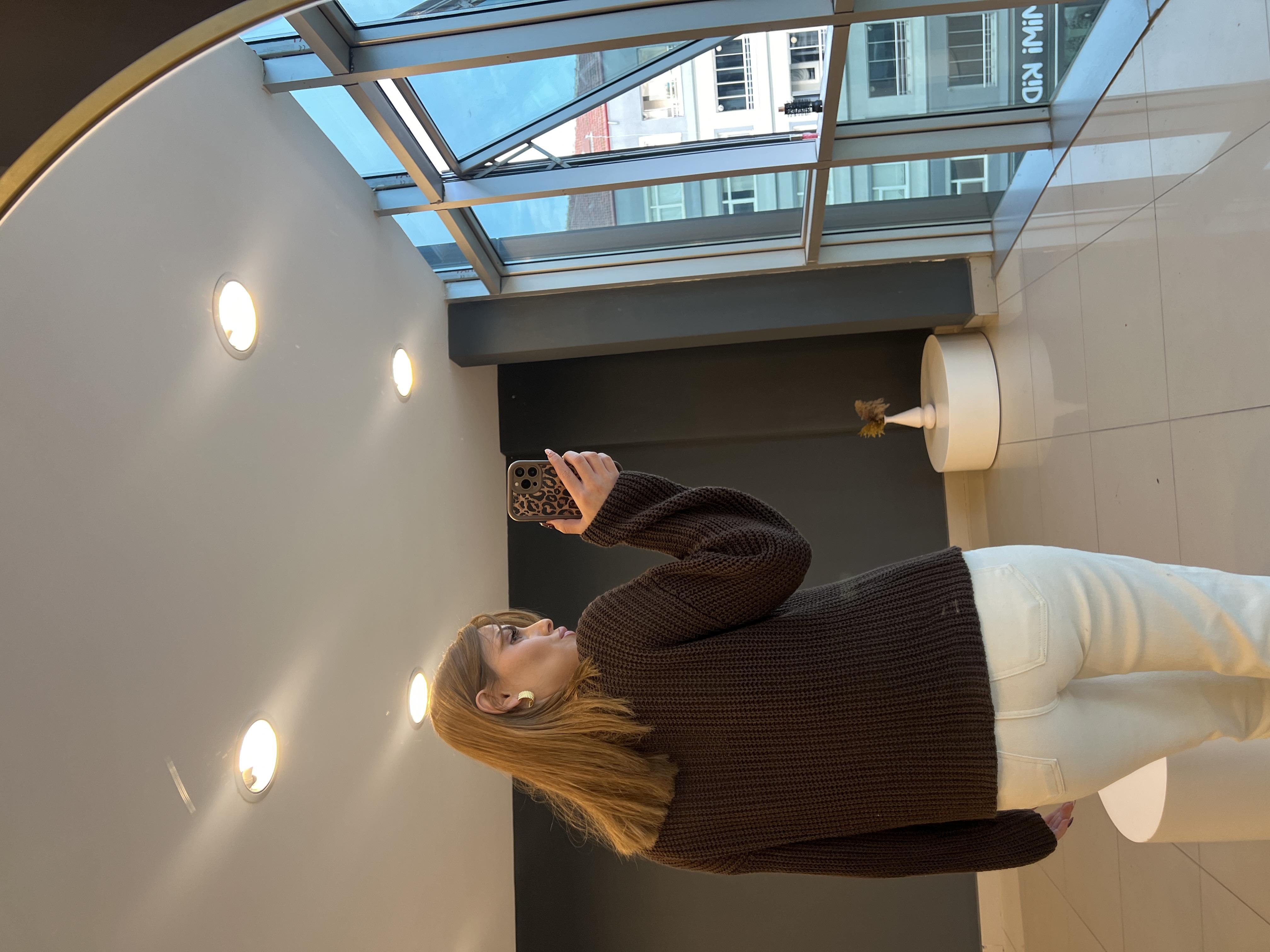 Merseri̇ze Aci Kahve Kazak