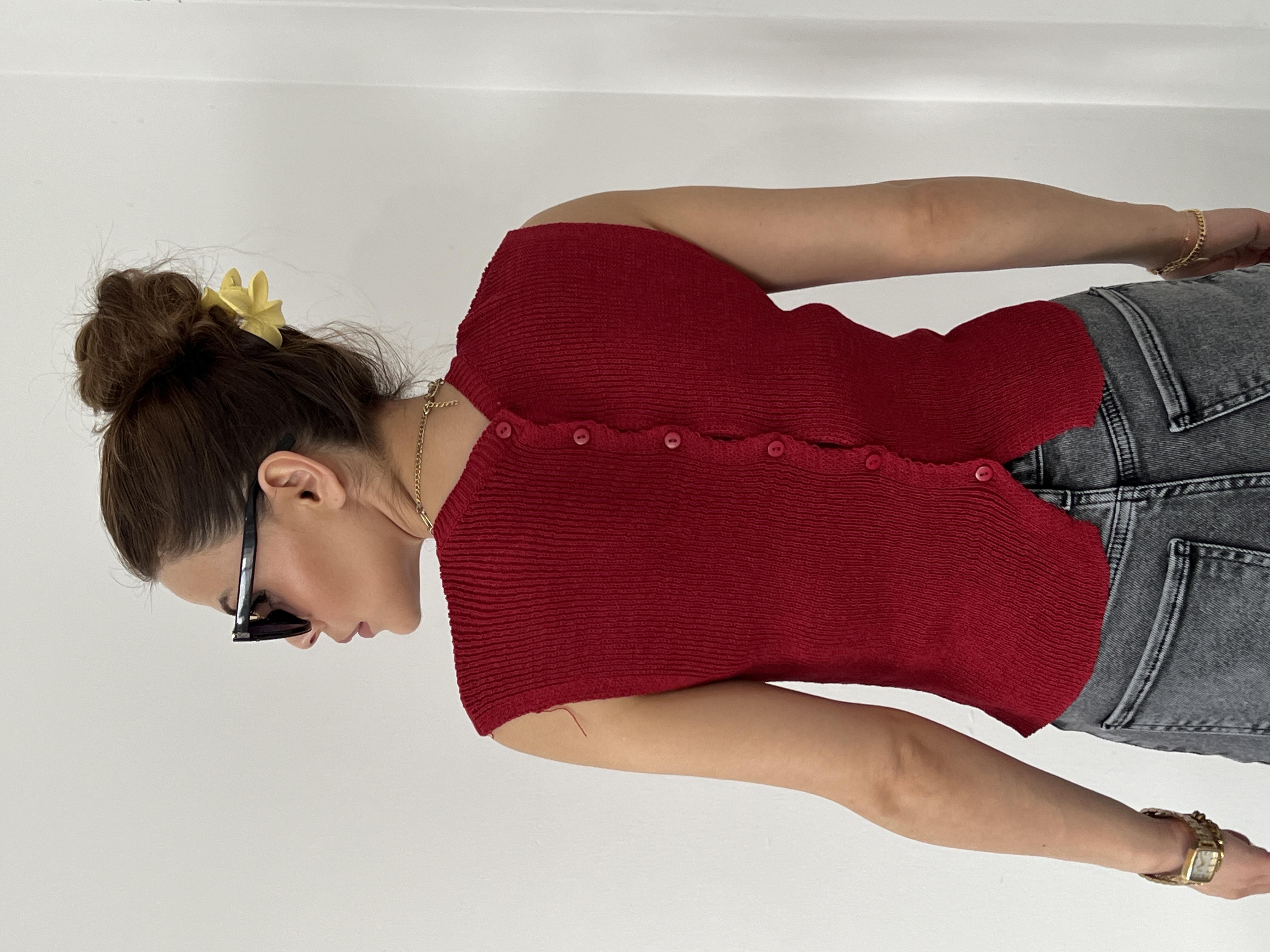 Merseri̇ze Sirti Düğmeli̇ Bluz Bordo
