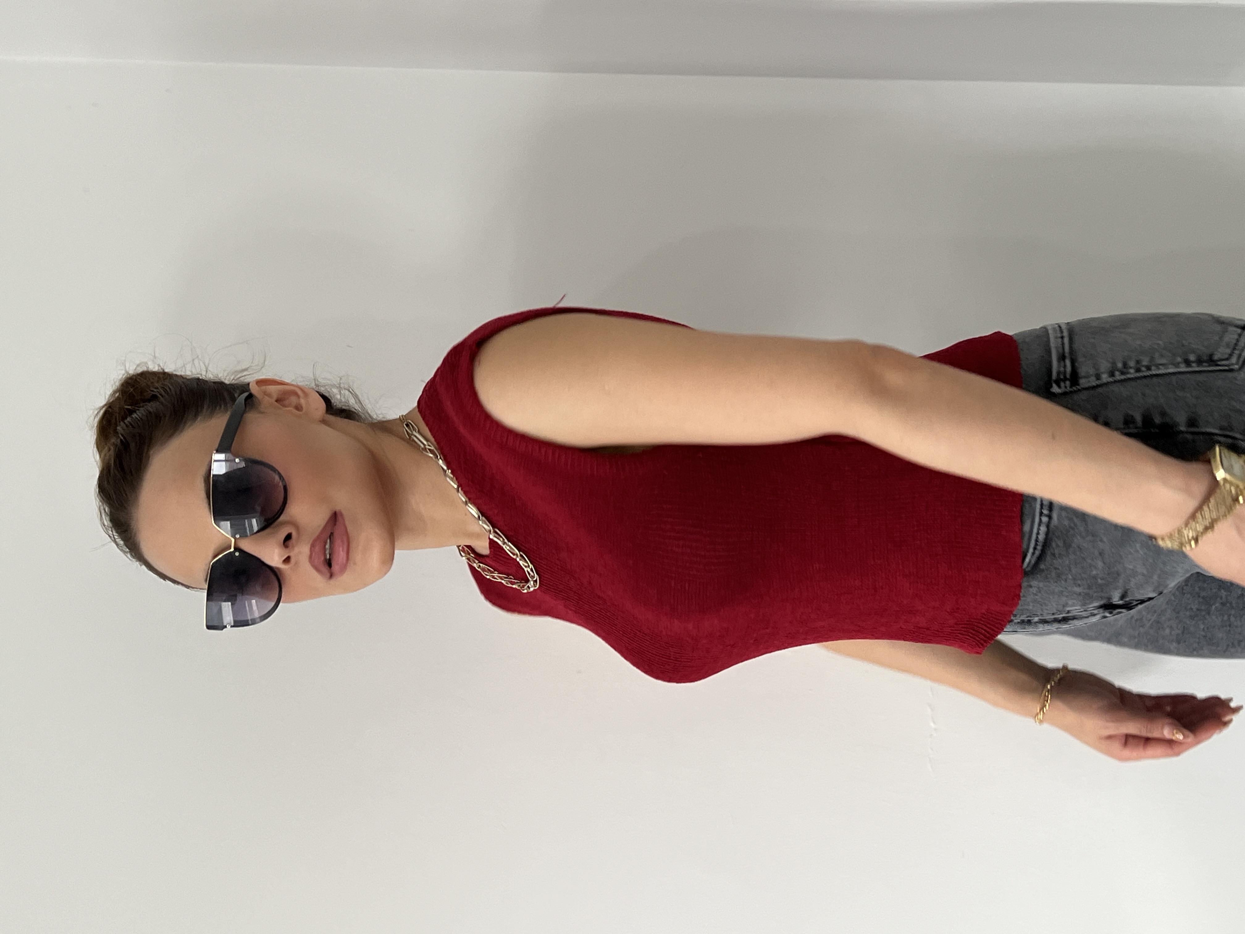 Merseri̇ze Sirti Düğmeli̇ Bluz Bordo