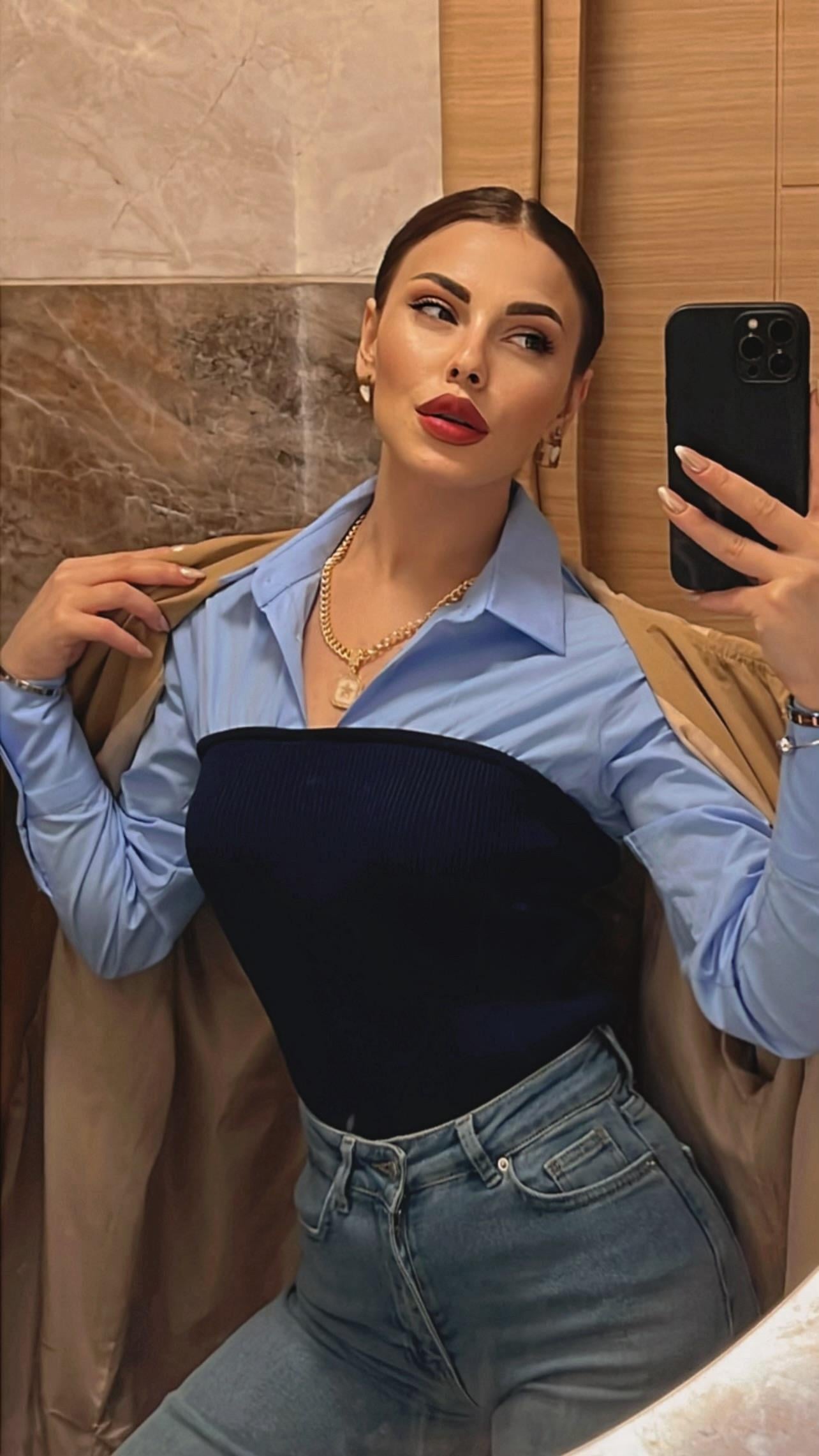 Alt Tarafı Triko Tasarim Bluz Gömlek