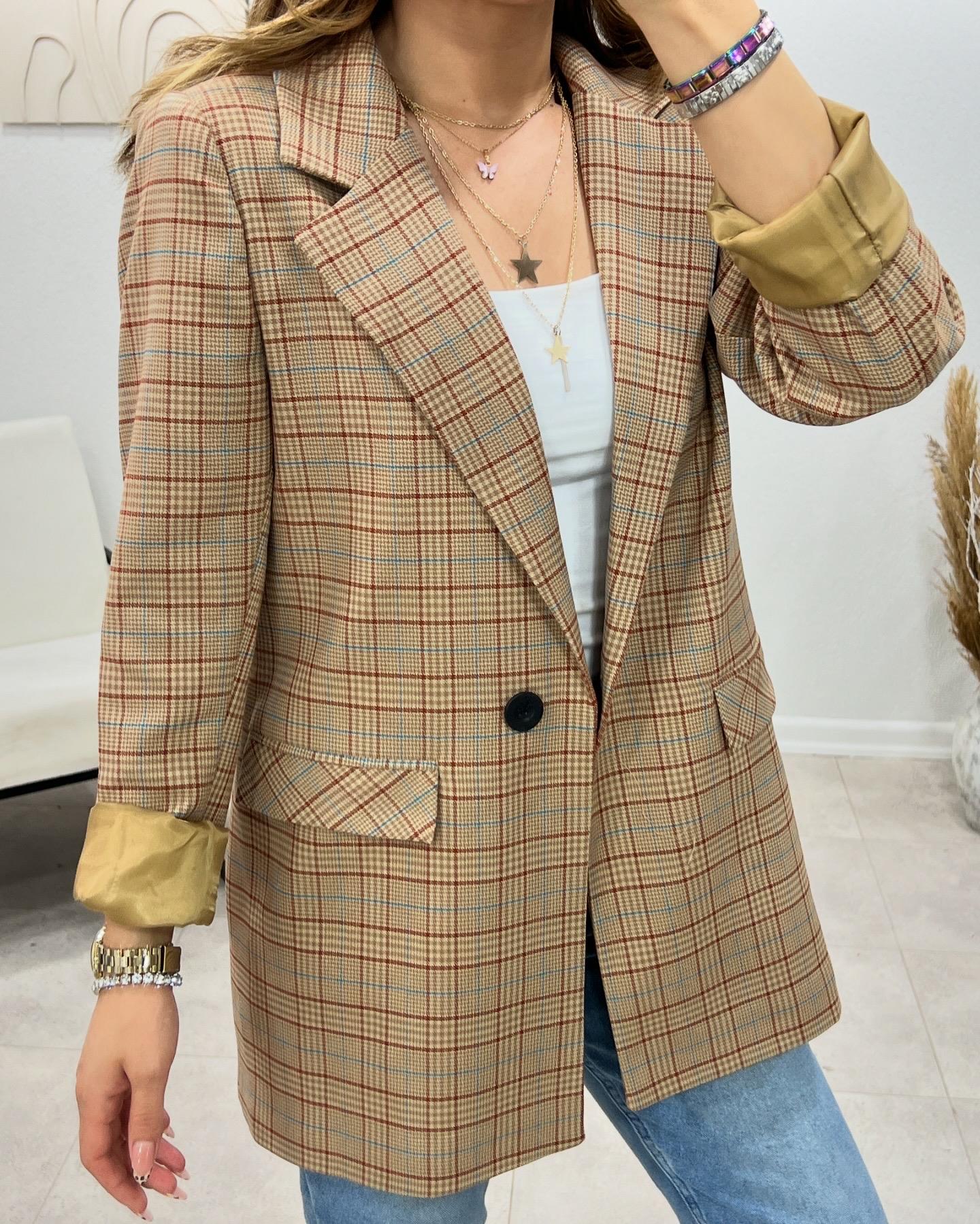 Renkli̇ Çi̇zgi̇li̇ Blazer Ceket
