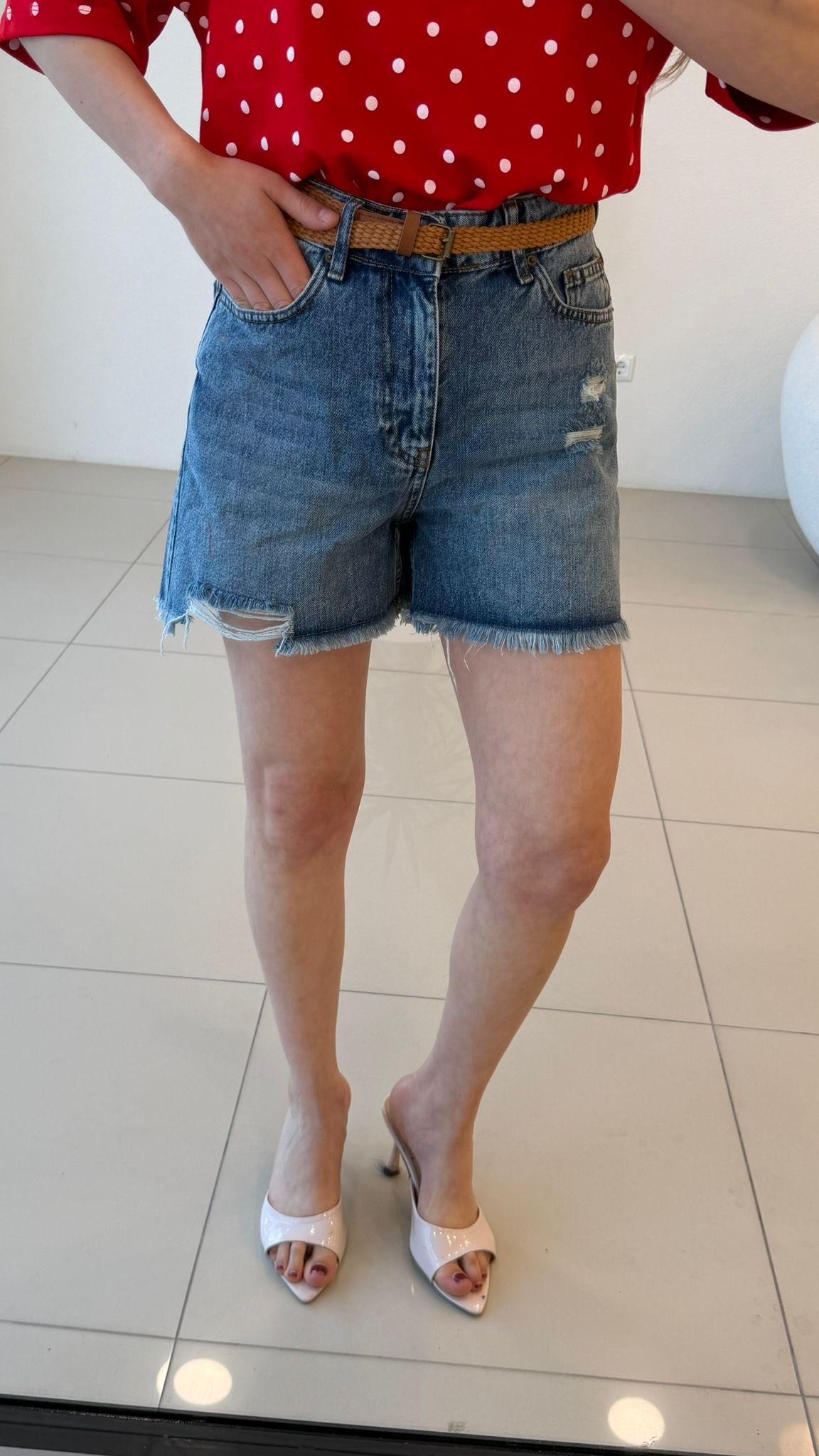 Paça Püsküllü Kemerli Denim Mavi Kot Şort