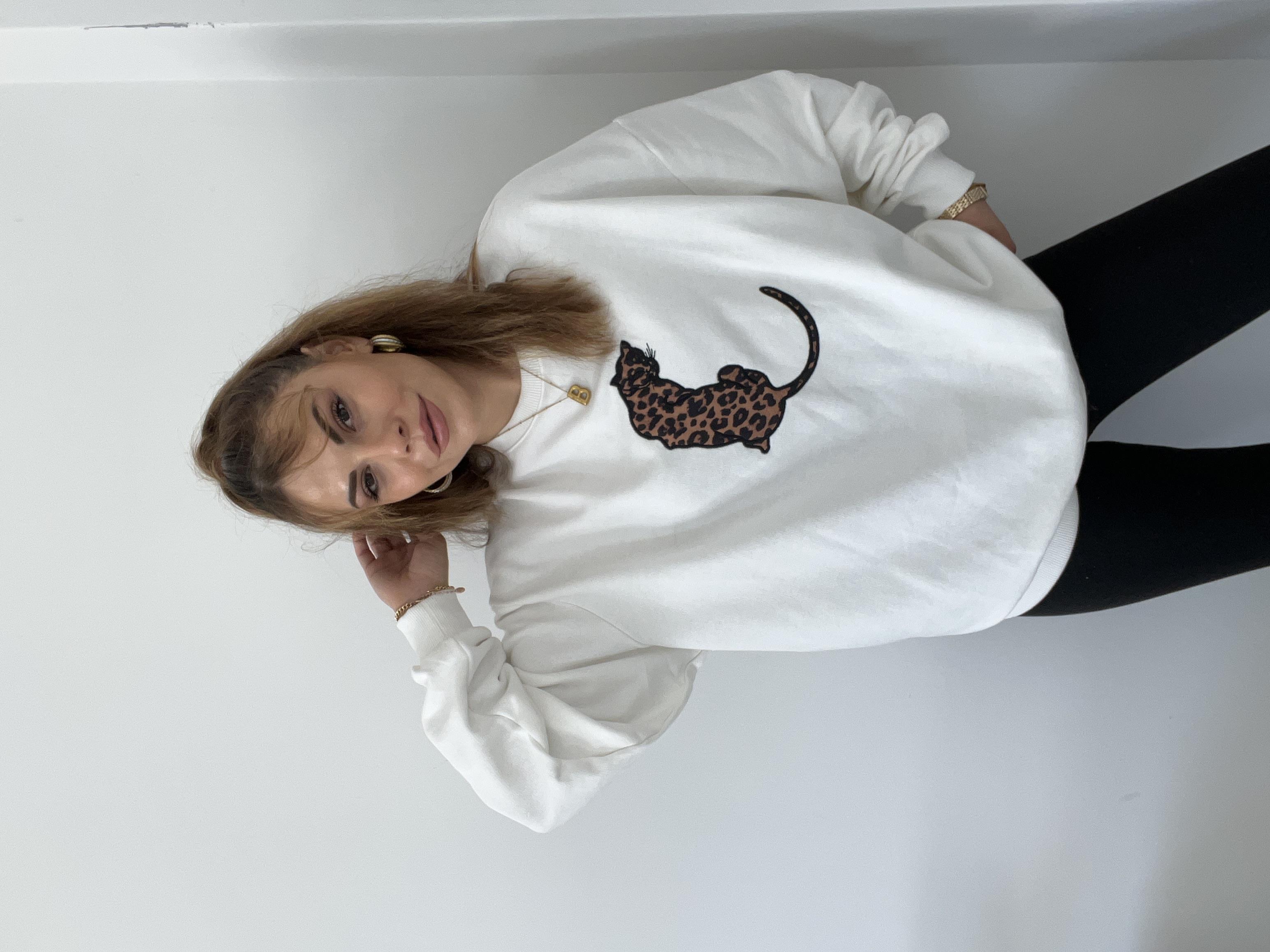 Şardonsuz Oversi̇ze Leopar Detayli Sweat Beyaz