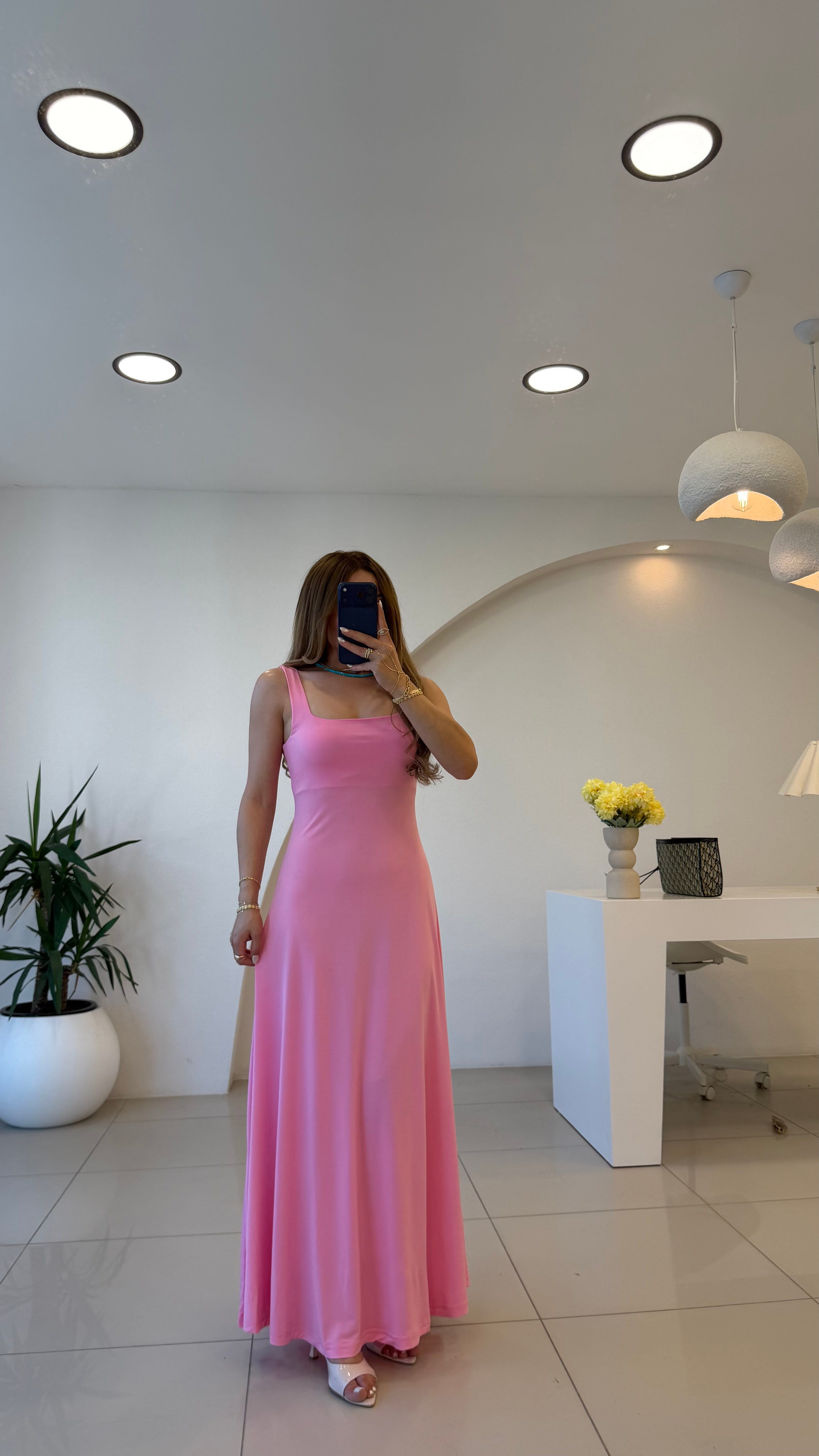 Sırt Dekolteli Askılı Elbise Pembe