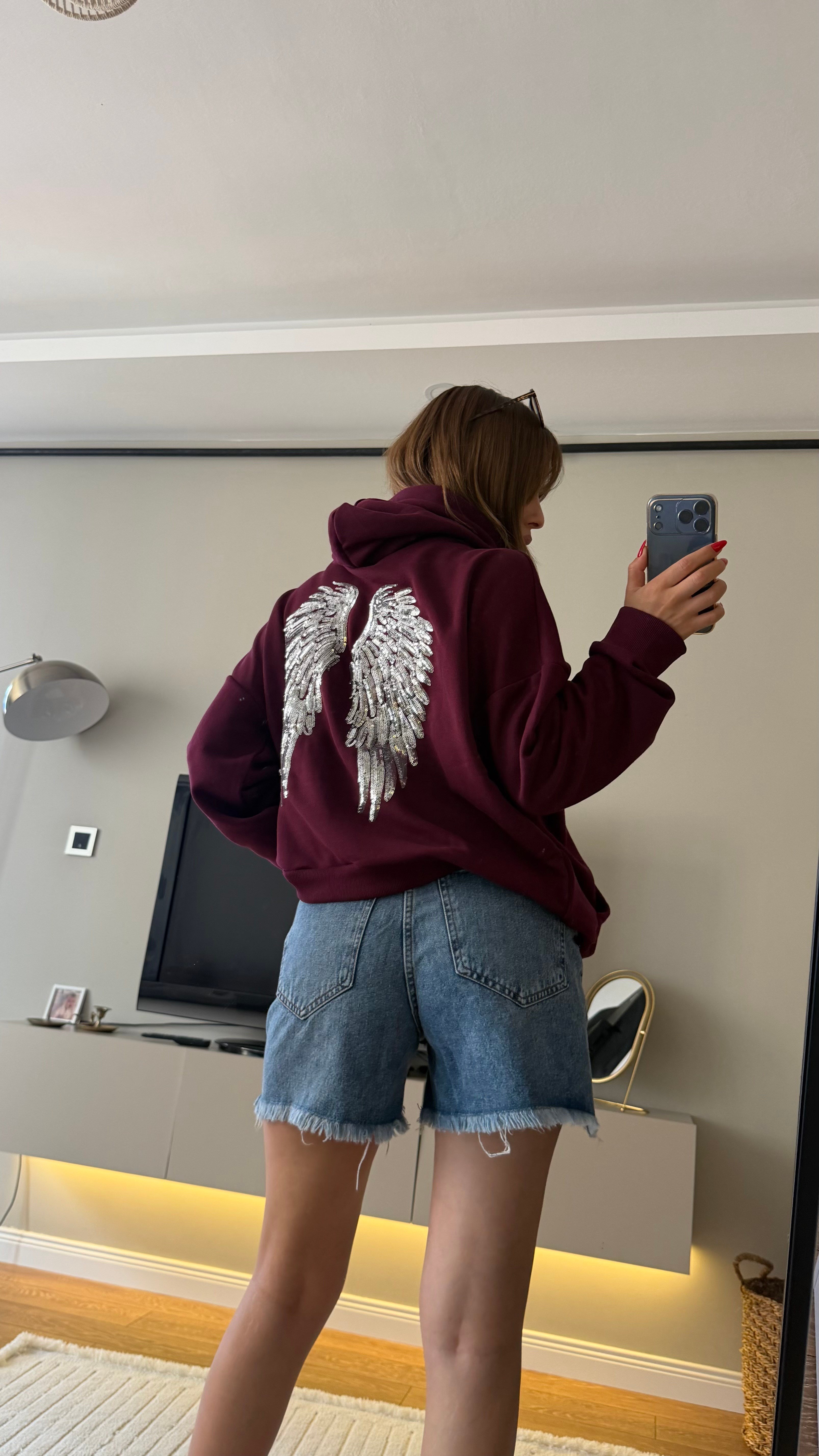 Taş İşlemeli Kanat Detaylı Kapüşonlu Sweatshırt Borda