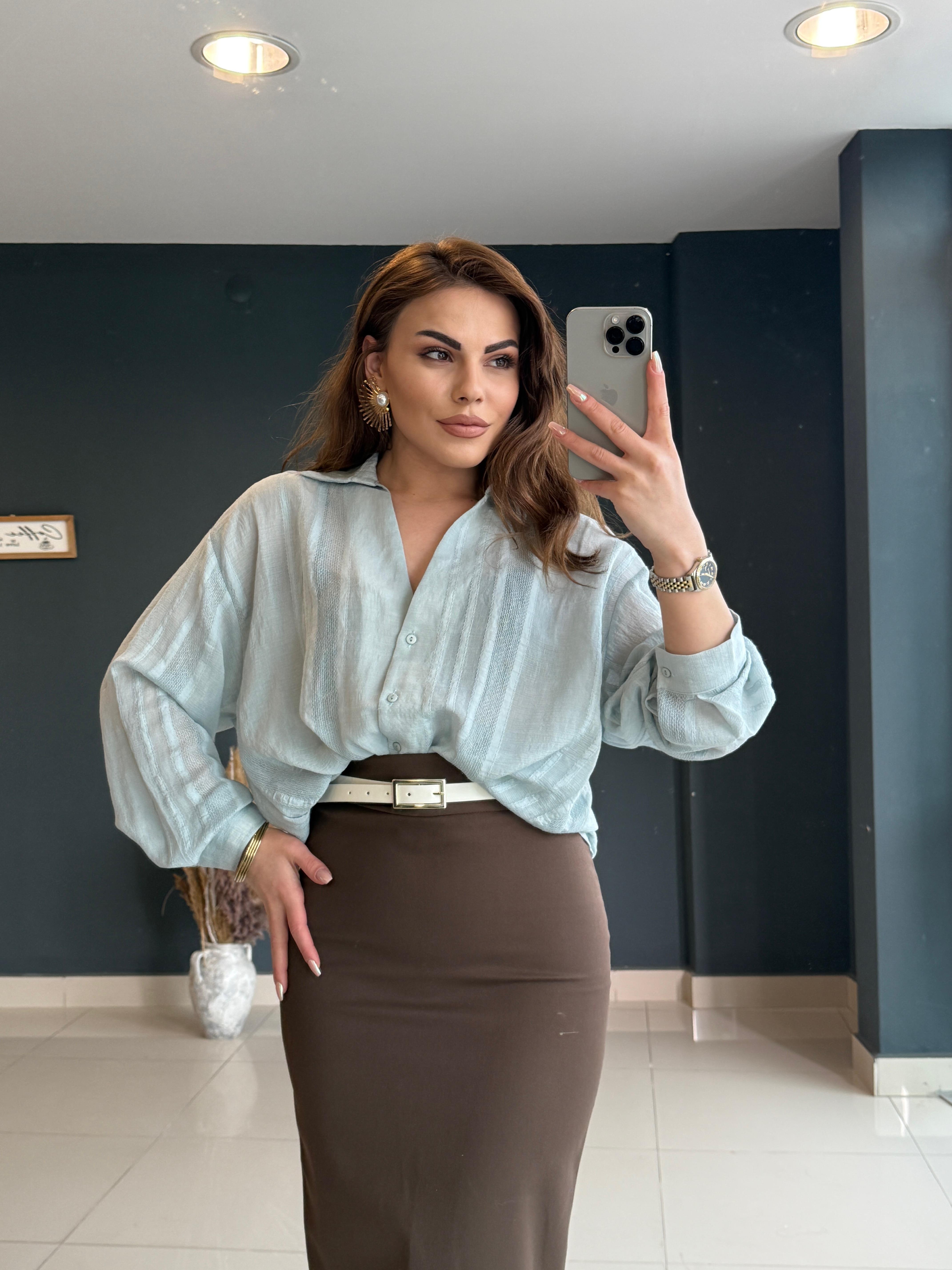 Transparan V Yaka Bebe Mavi̇si̇ Gömlek