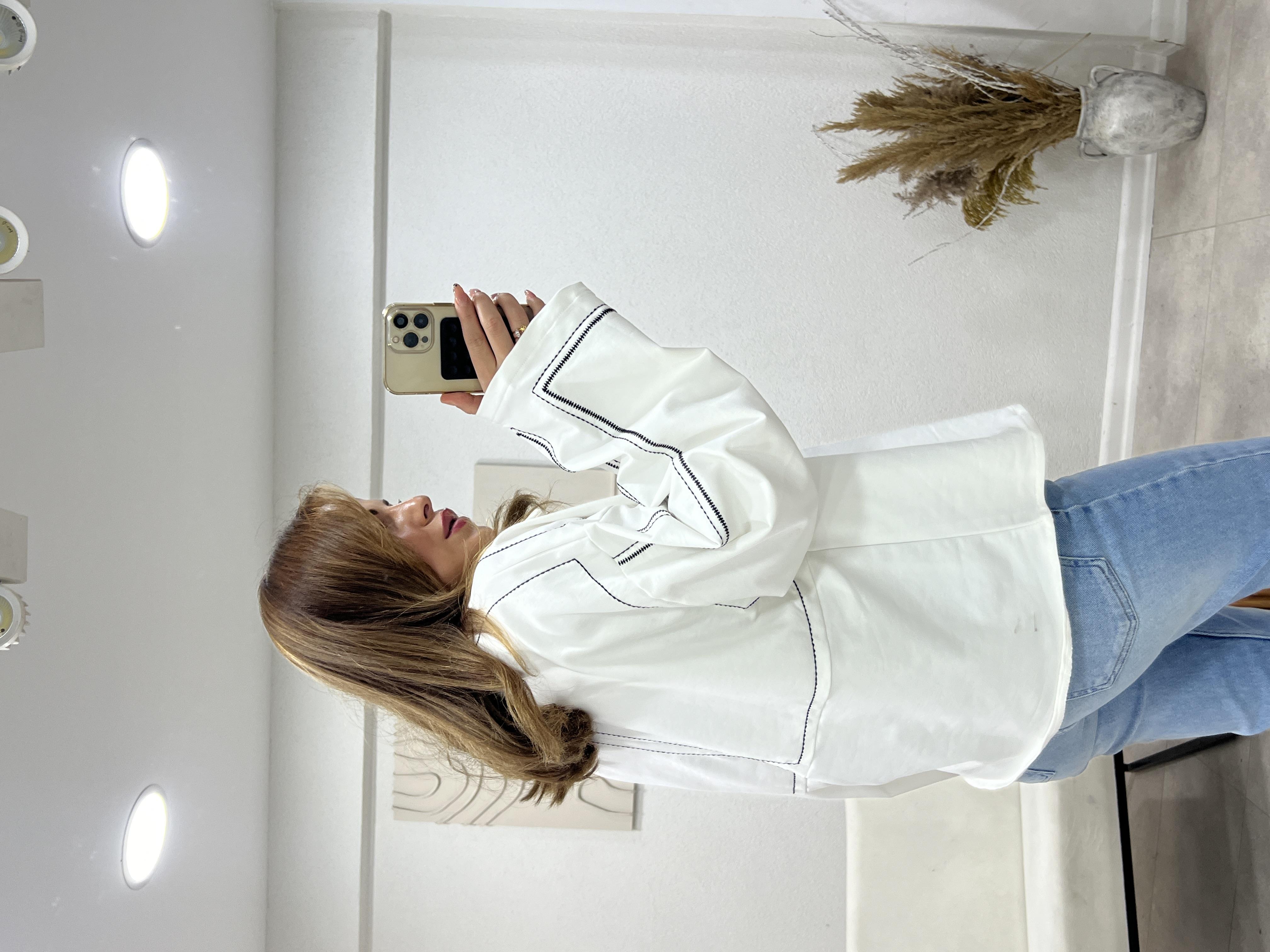 Twi̇st Model Di̇ki̇şli̇ Sweat Beyaz