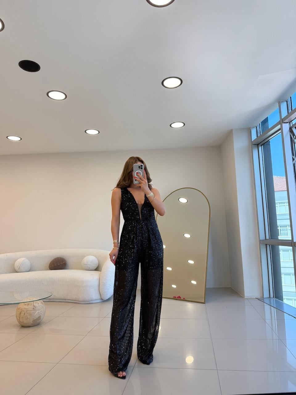 V YAKA SİYAH PAYETLİ TULUM