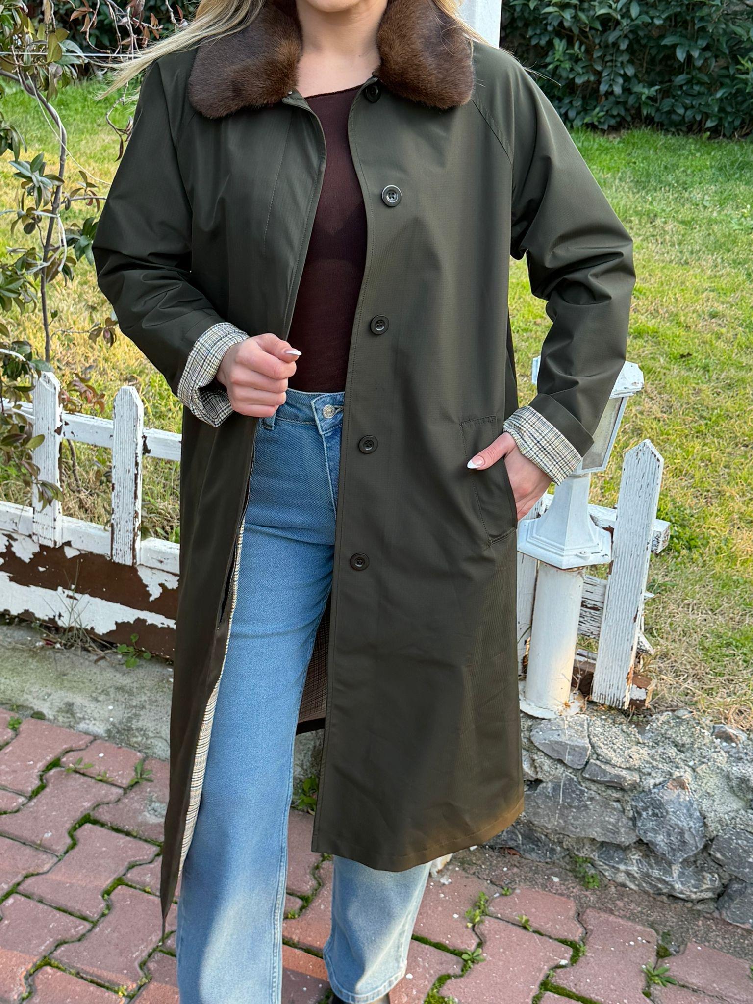 YAKA KÜRKLÜ EKOSE ASTARLI TRENÇ