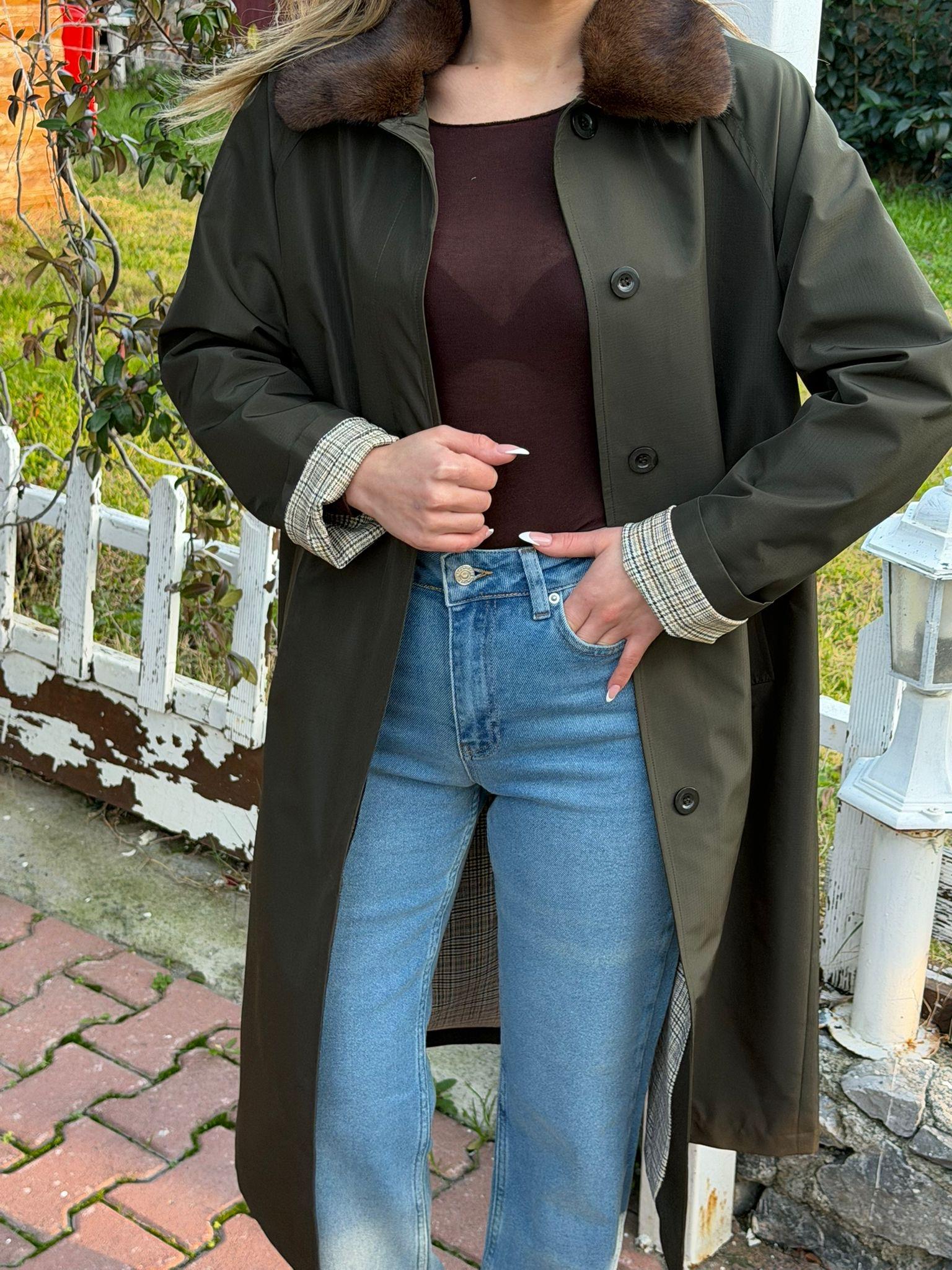 YAKA KÜRKLÜ EKOSE ASTARLI TRENÇ