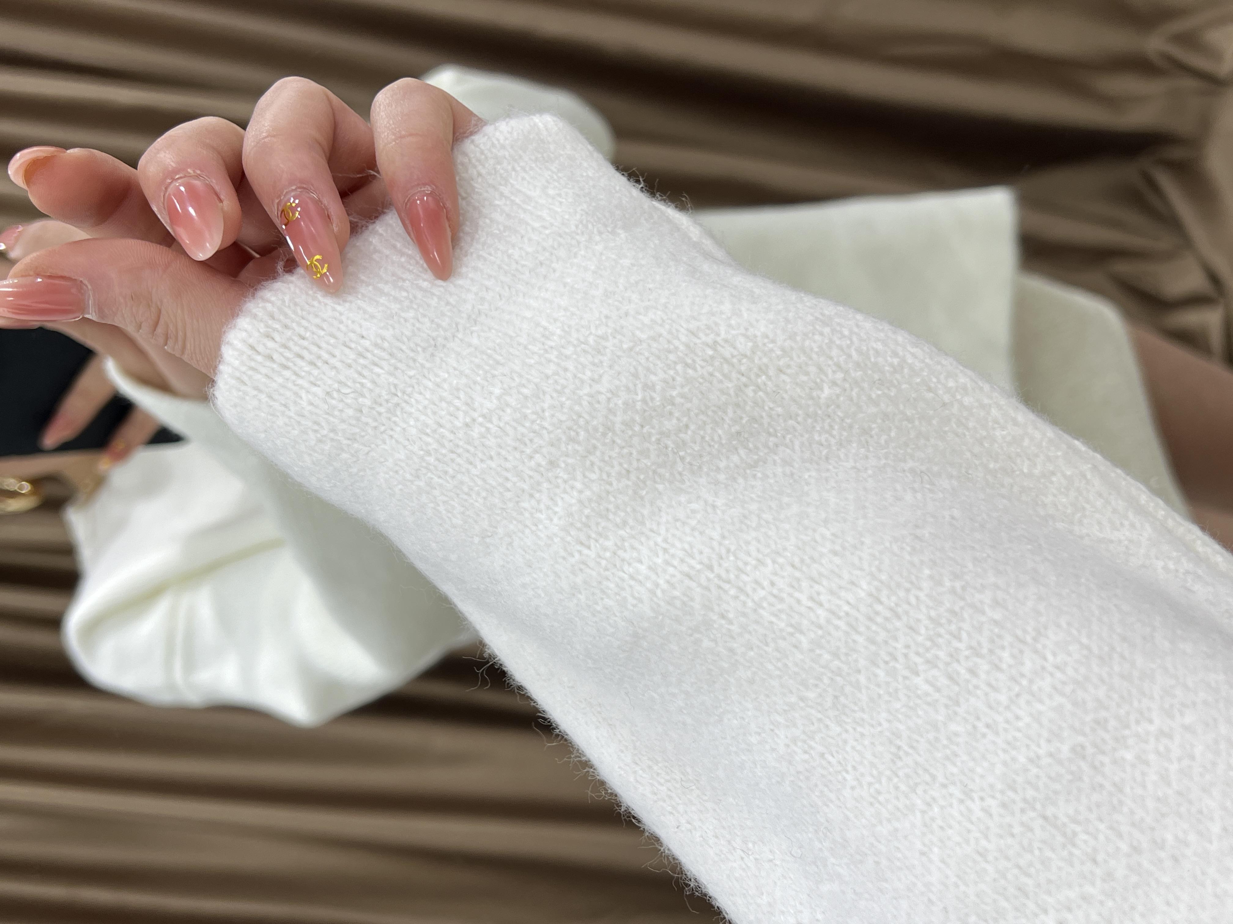 Yandan Yirtmaçli Duble Kol Tri̇ko