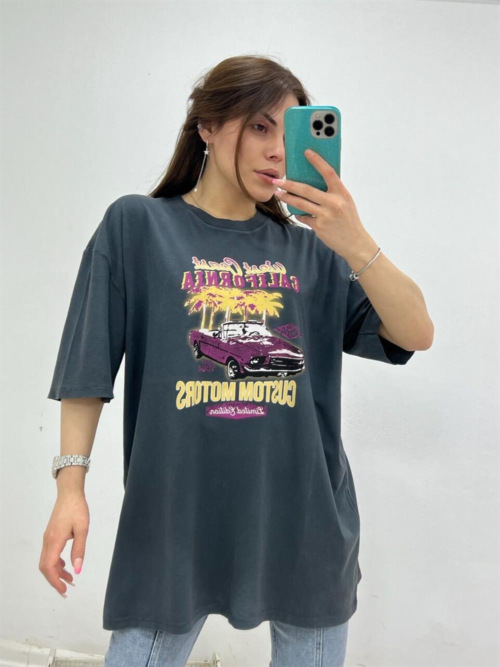 Araba Baskili Oversi̇ze Ti̇şört