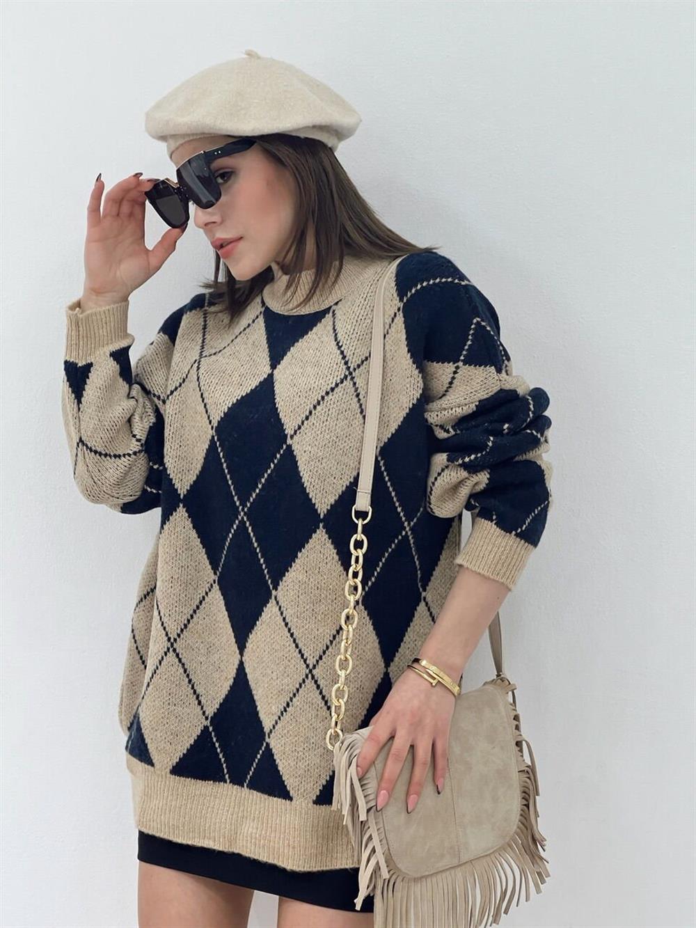 Baklava Desen Camel Kazak