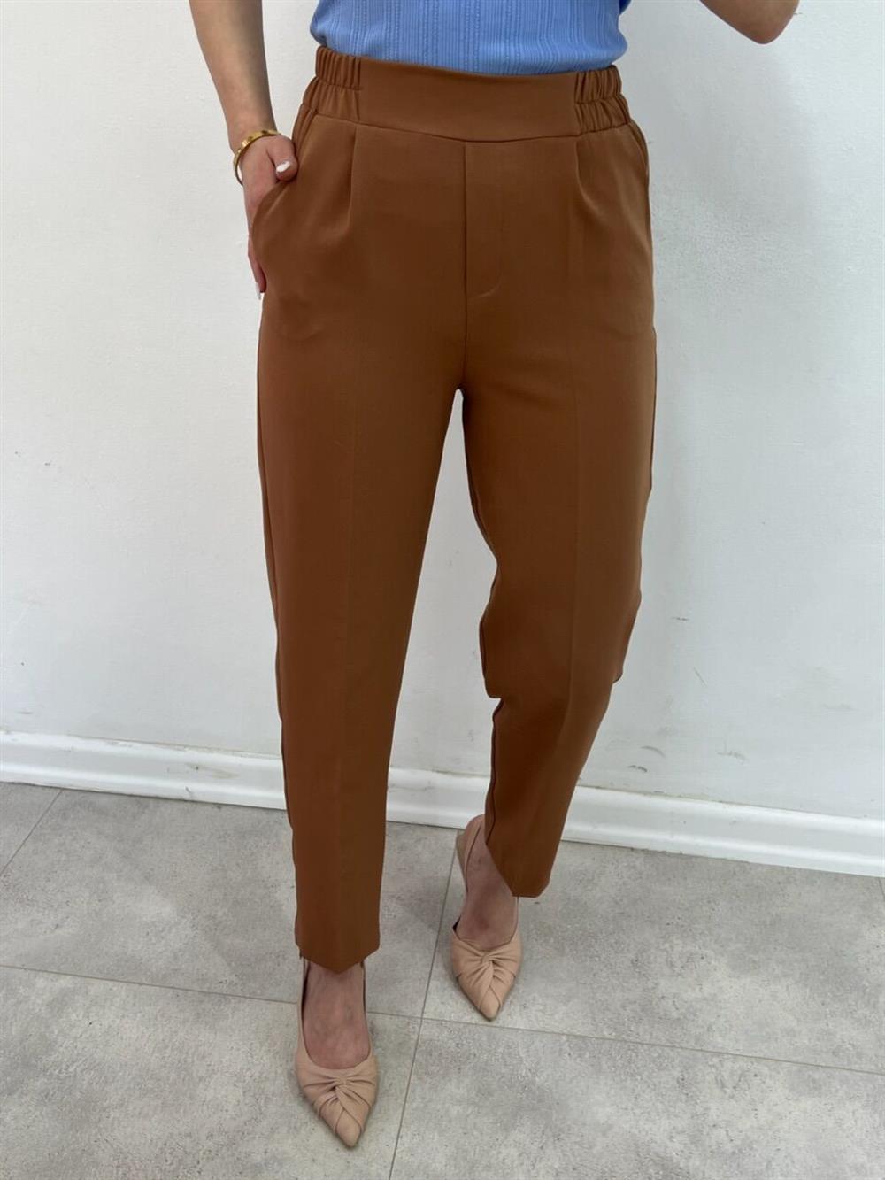 Beli̇ Lasti̇kli̇ Havuç Kesi̇m Pantolon Kahve