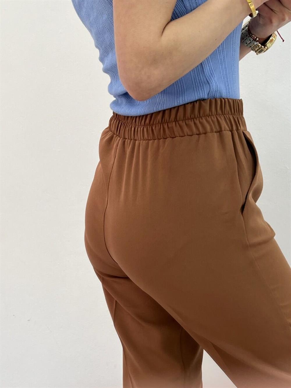 Beli̇ Lasti̇kli̇ Havuç Kesi̇m Pantolon Kahve