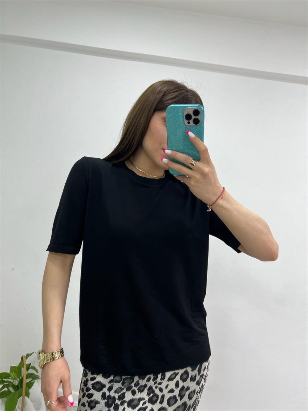 Bi̇si̇klet Yaka Tri̇ko Si̇yah