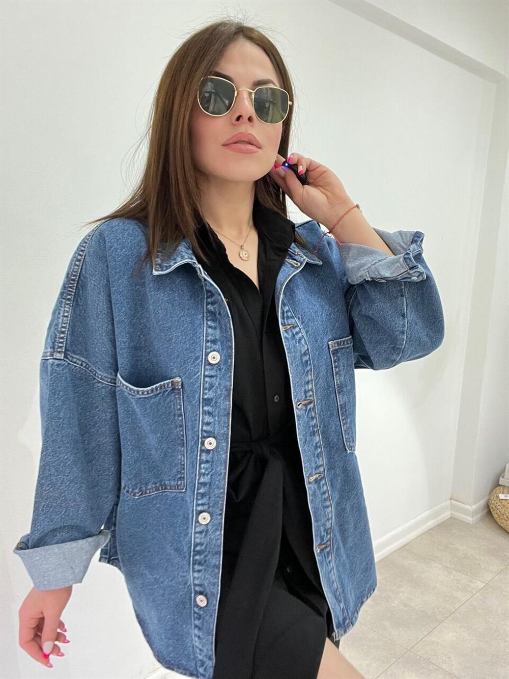 Büyük Cepli̇ Oversi̇ze Kot Ceket