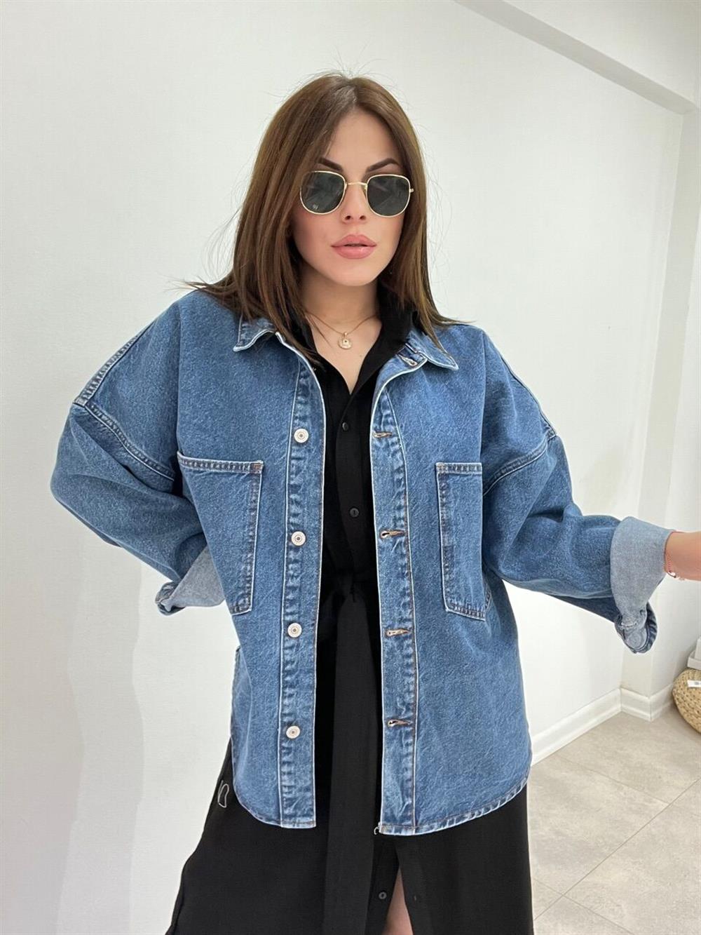 Büyük Cepli̇ Oversi̇ze Kot Ceket