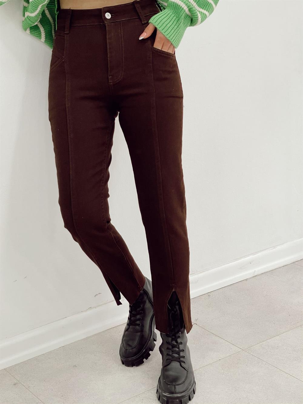 Kahve Yirtmaçli Mom Jean