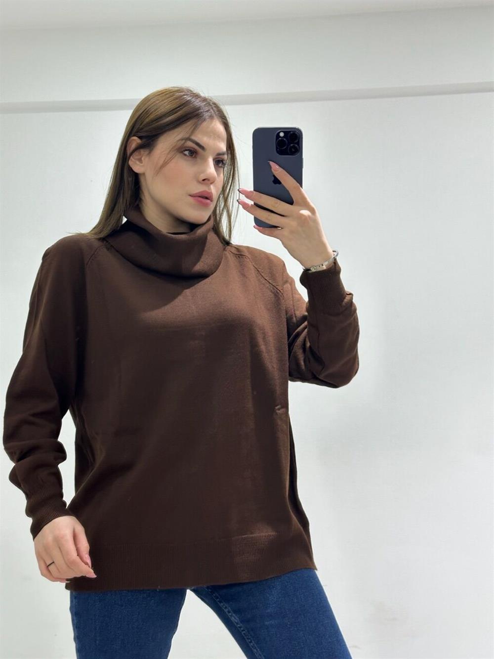 Kahverengi̇ Degaje Yaka Tri̇ko