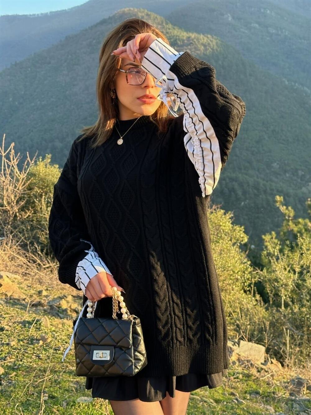 Kolu Gömlek Detayli Kazak